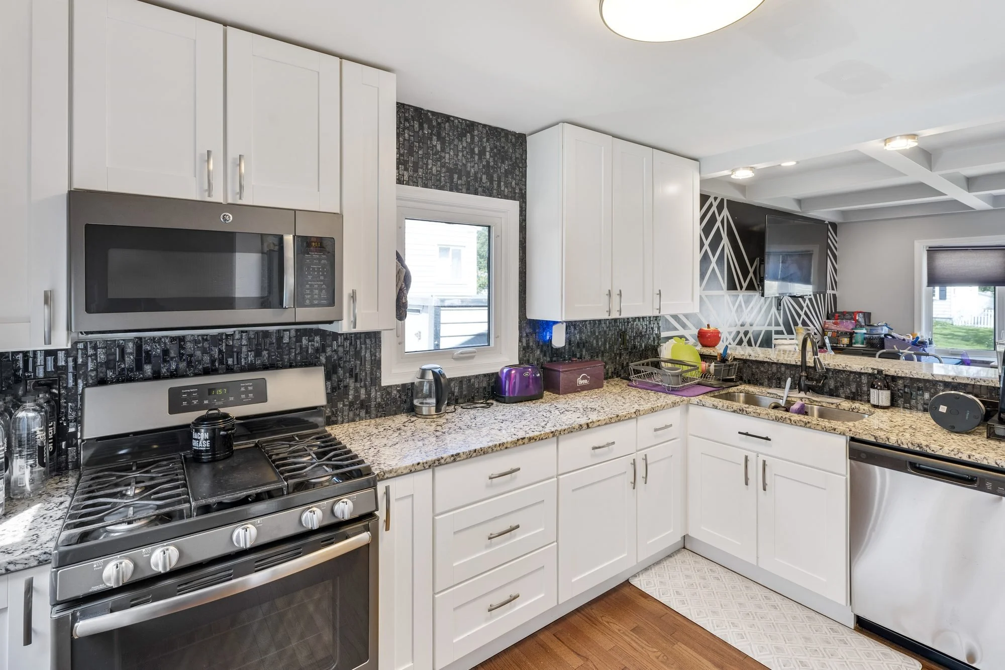 kitchen-05.jpg