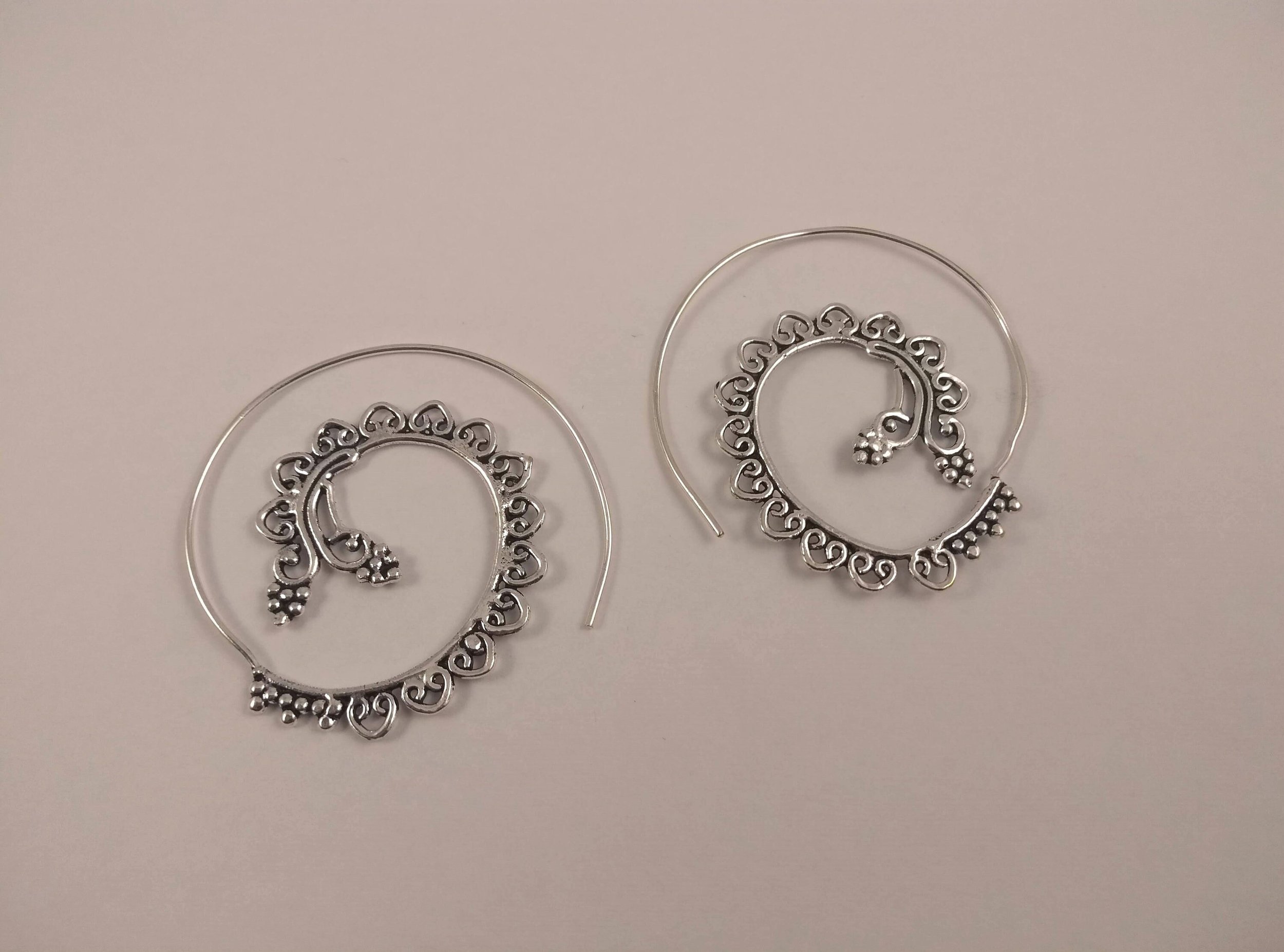 https://i.etsystatic.com/17569635/r/il/88b738/1702047830/il_fullxfull.1702047830_7pyj.jpg