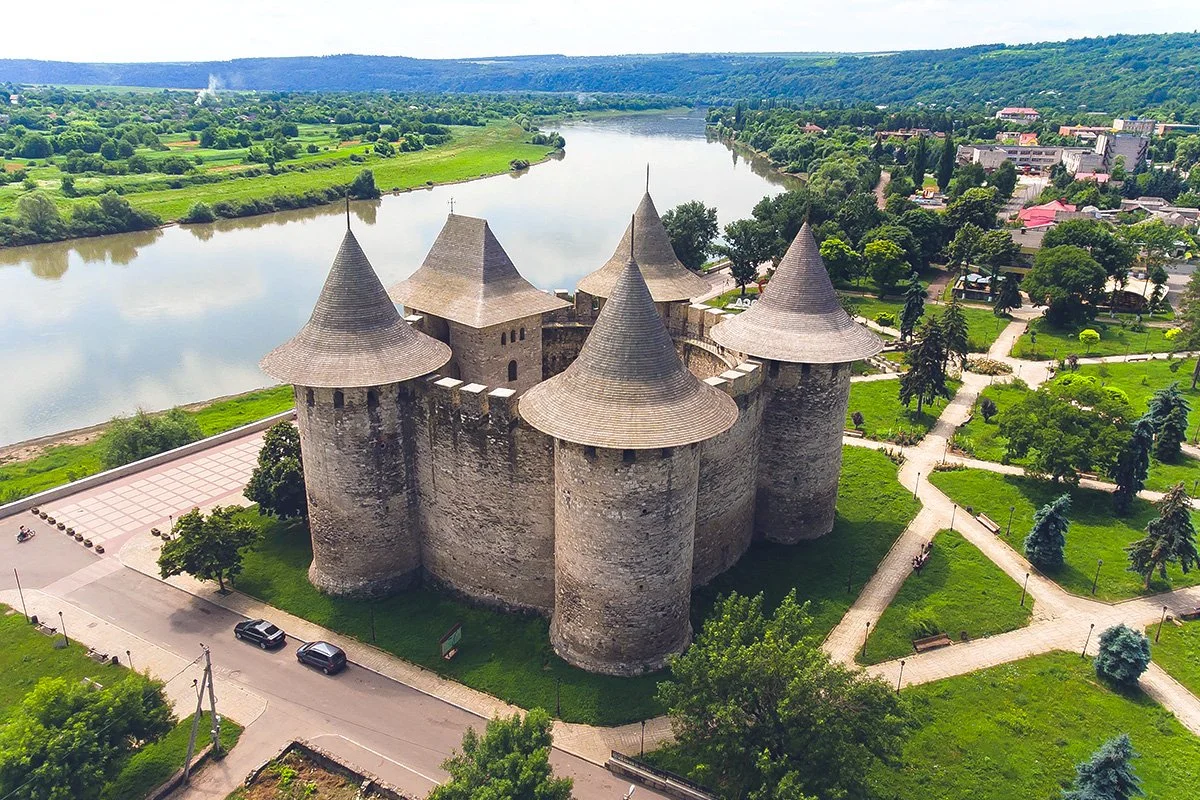 cetatea-soroca-1.jpg