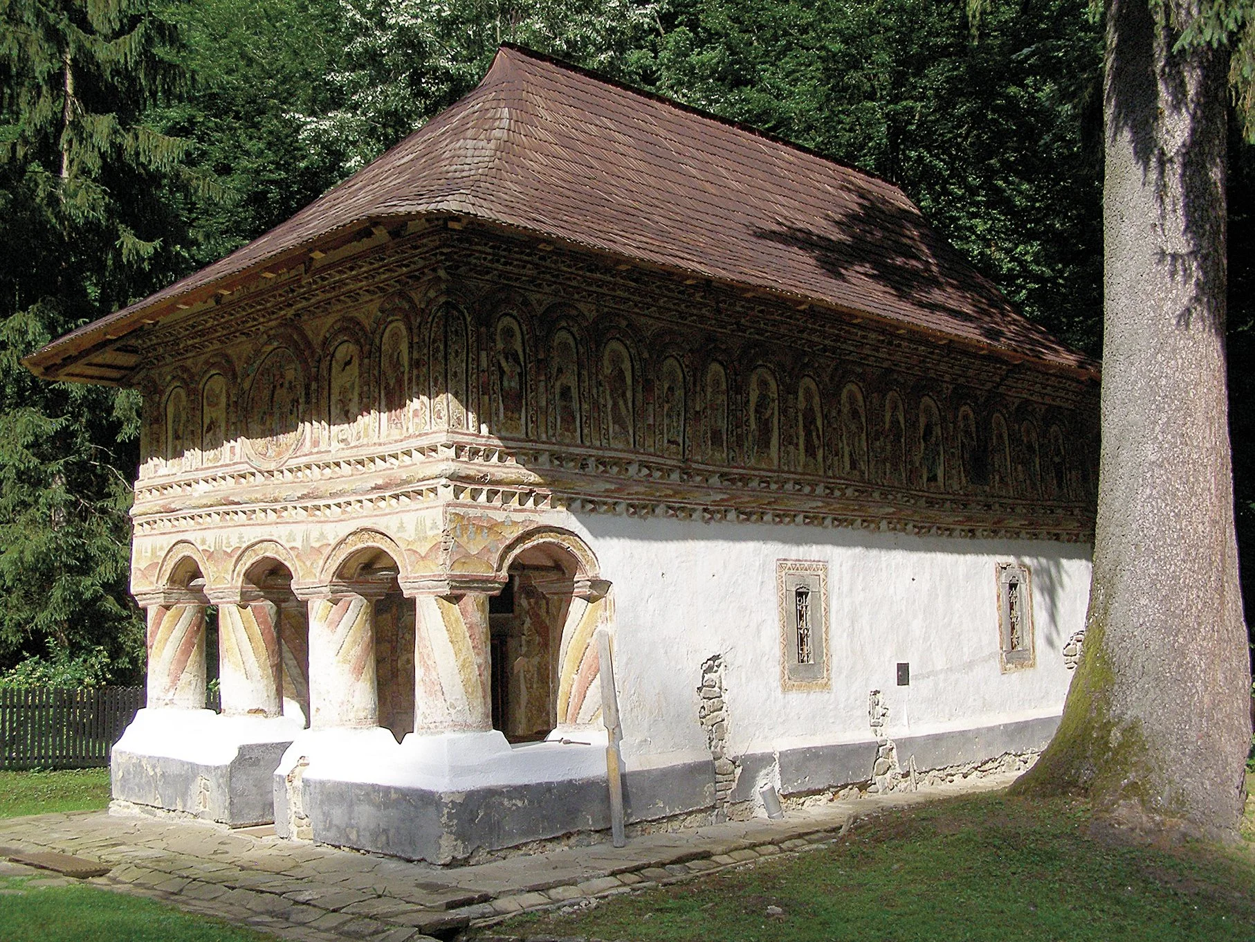 Biserica “Nașterea Maicii Domnului” a Schitului Jgheaburi