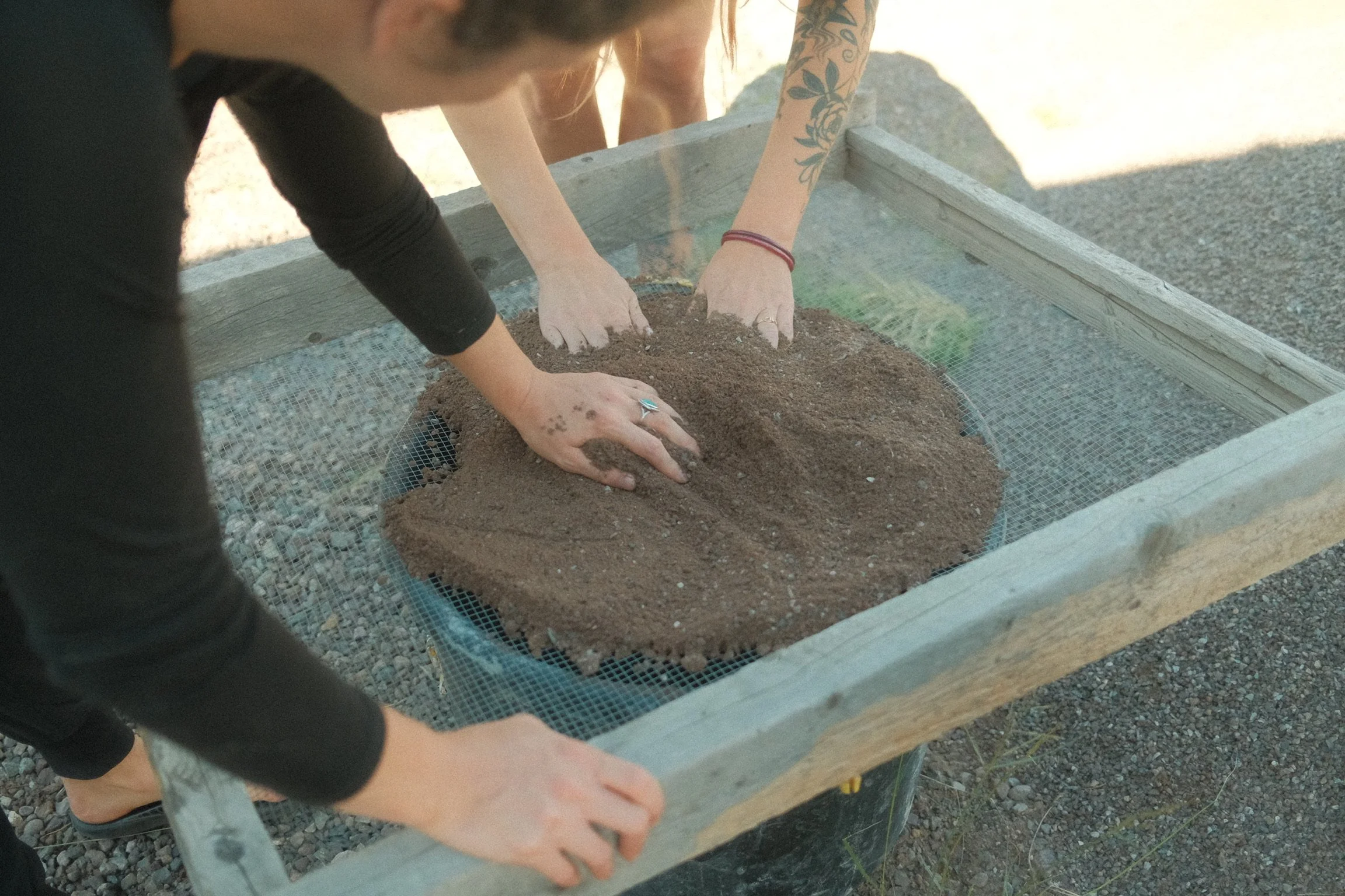 hands sifting.JPG