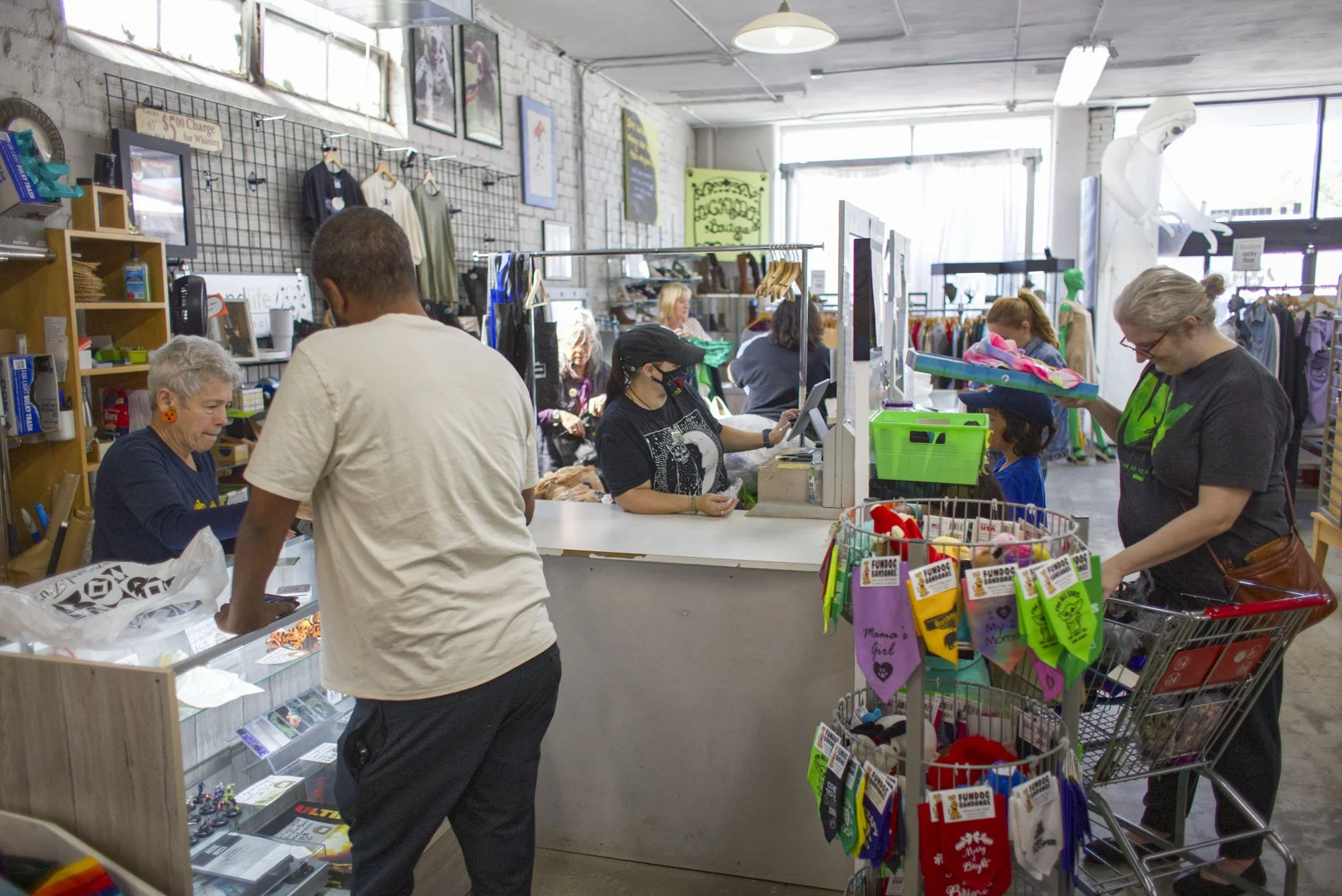 Second Life Thrift_Photos by Dustin Timbrook for The Verge Avondale Estates_web_044.jpg