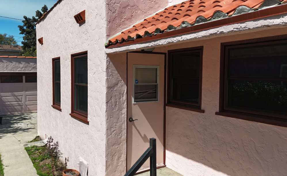 carson-ca-exterior-paint-windows.png