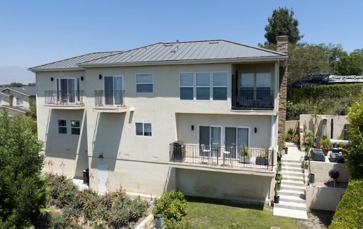 metal-roof-in-los-angeles.png