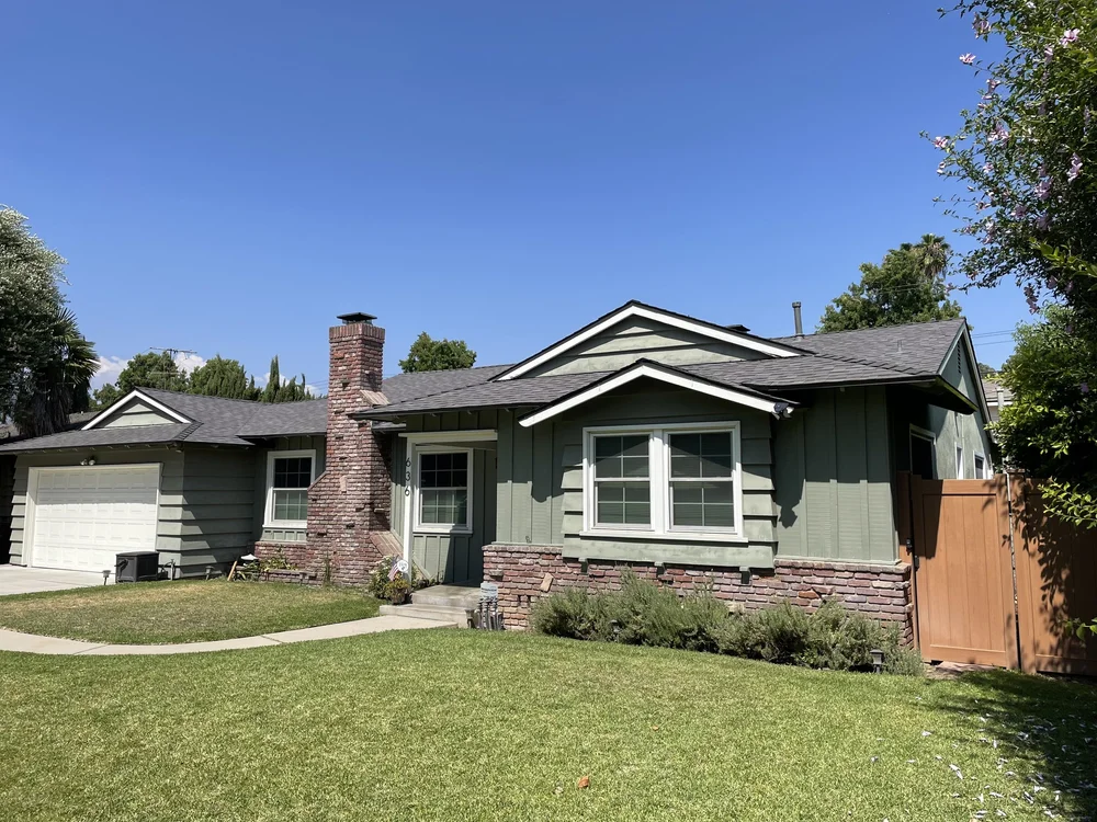 Owens Corning residential roof on a green colored home in Arcadia, California.