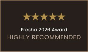 Award plaque with five gold stars, titled 'Fresha 2026 Award' and labeled 'Highly Recommended'