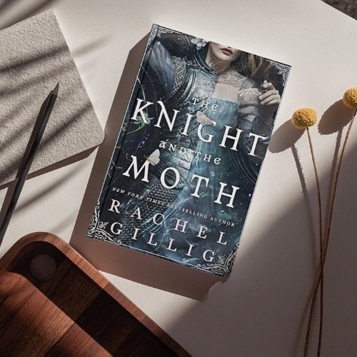6 ⭐️ read!

For me @rmgillig can write no wrong, and so when The Knight and the Moth came out, I ran to the store. 

And IT DID NOT DISAPPOINT! 

I am amazed at the stories people carry in their minds and Rachel Gillig is one of the best. I ate this 