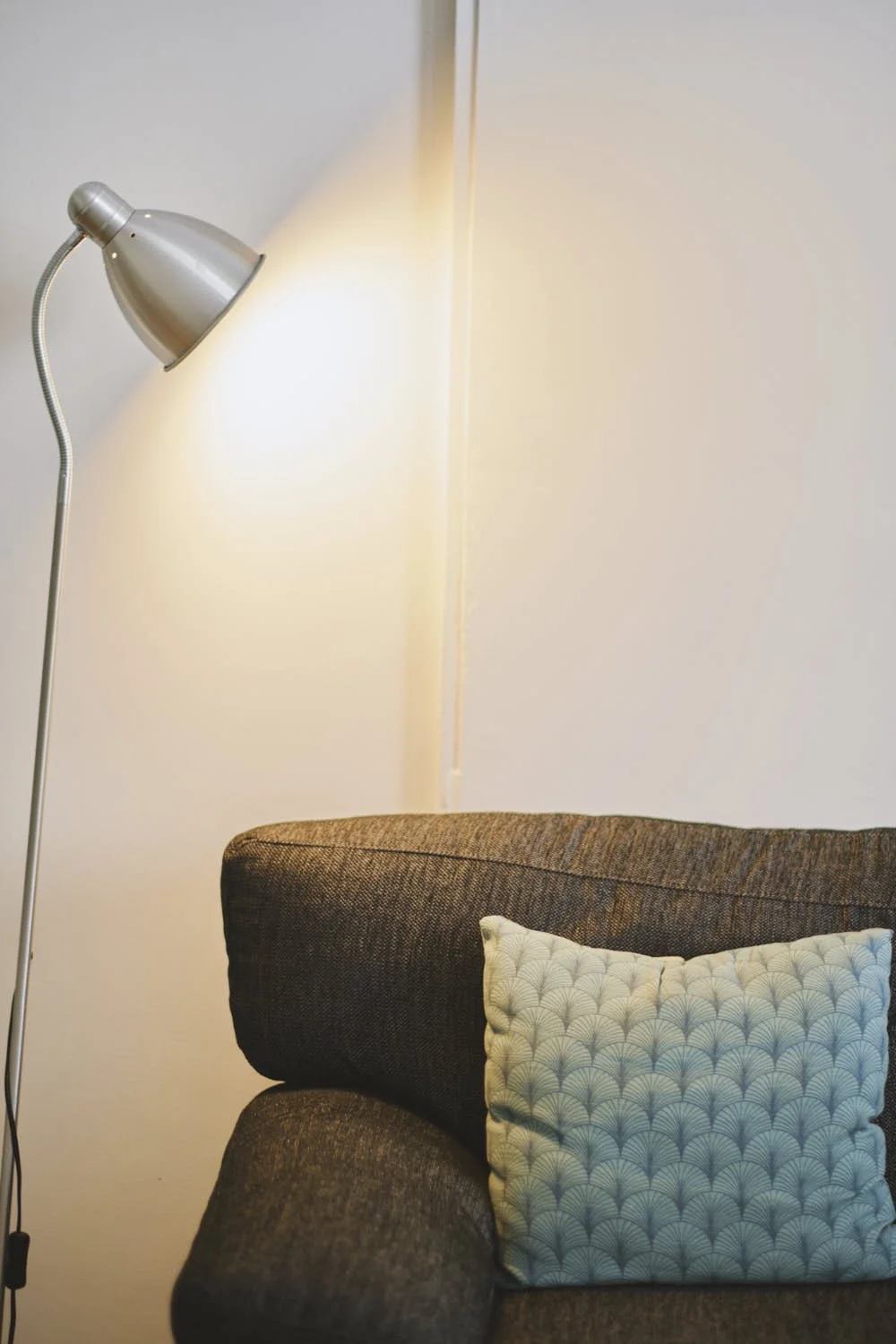  бранд predstawqne.jpg