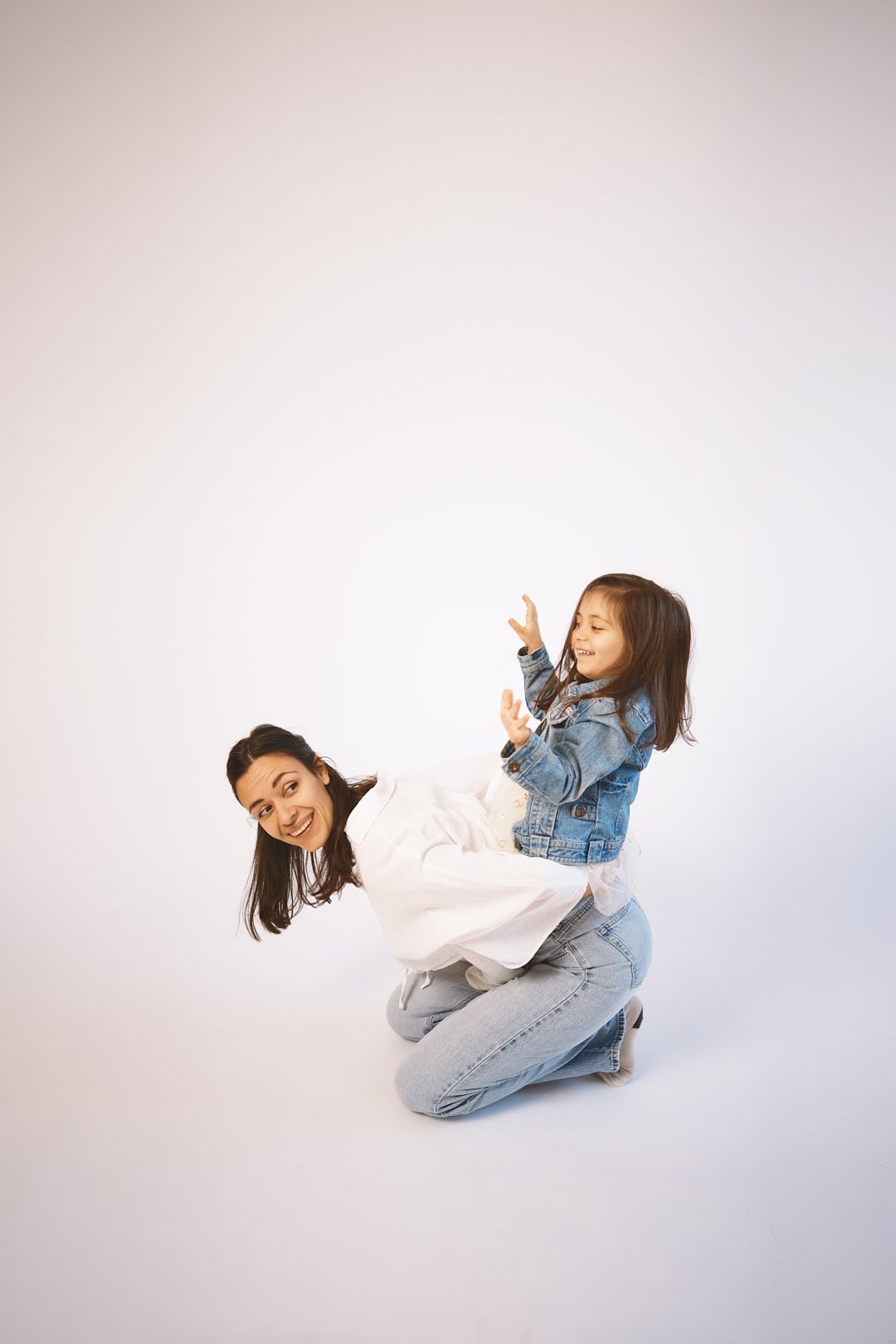 EVA AMI FLOWERS OPT_22.jpg