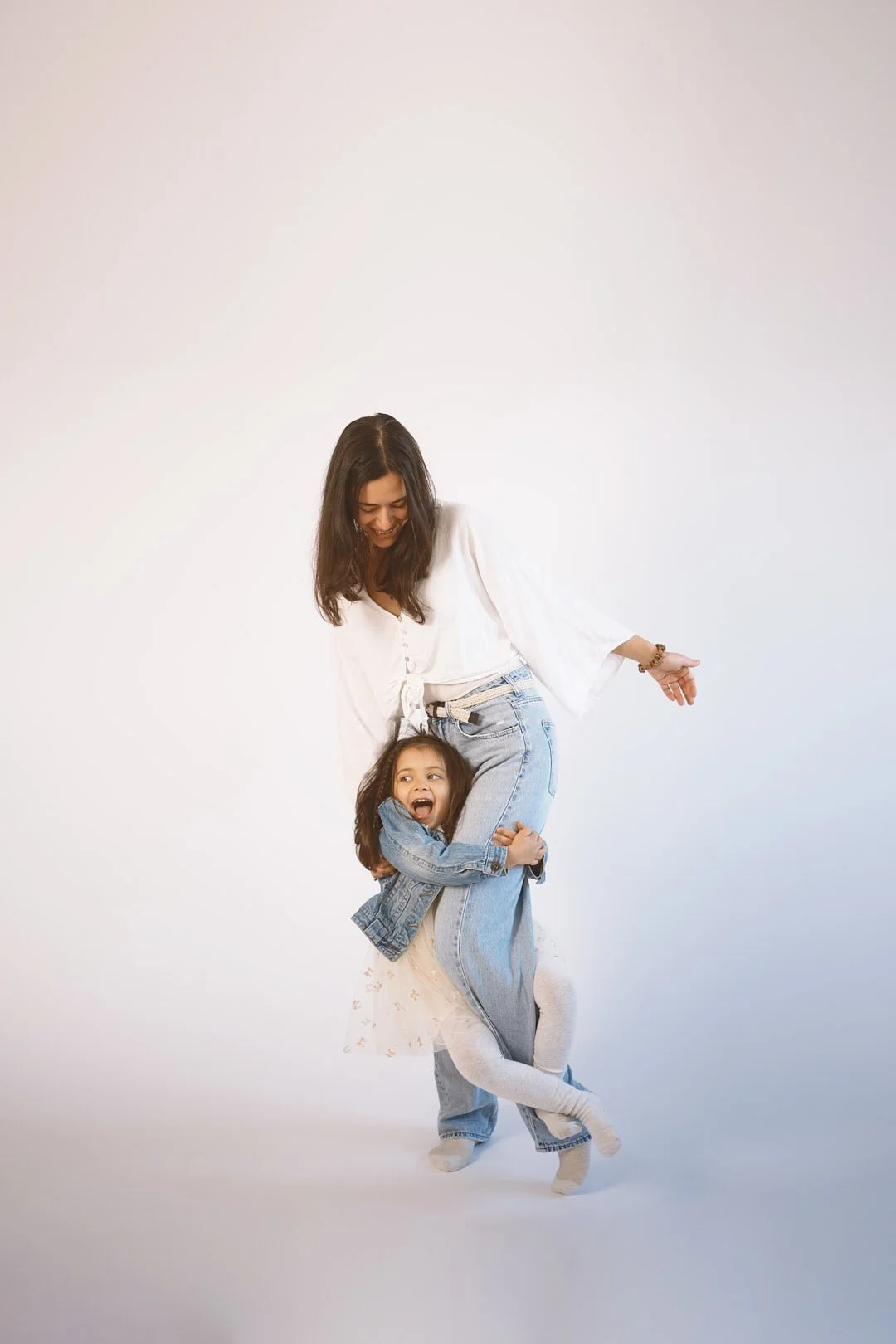 EVA AMI FLOWERS OPT_23.jpg