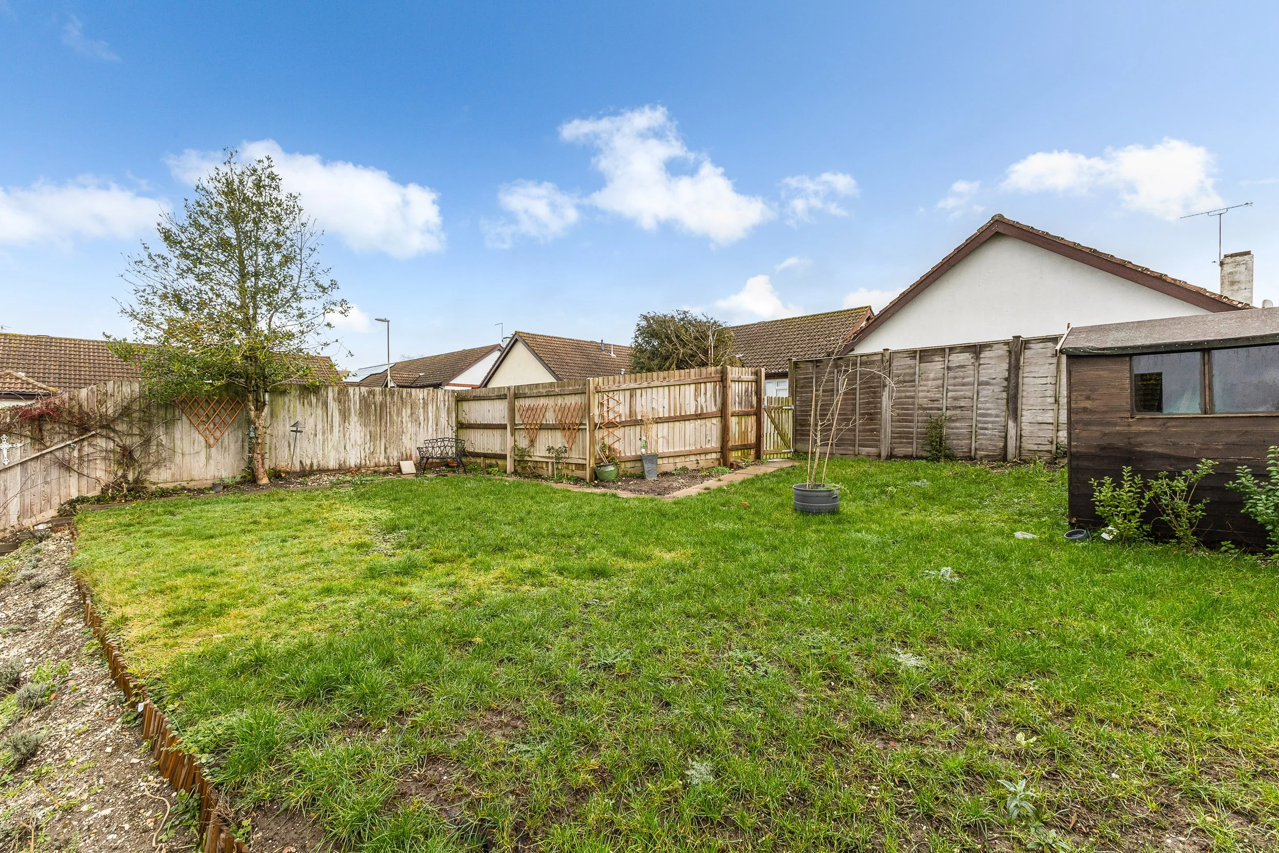 102972_4-Mallard-Close  (18).jpg