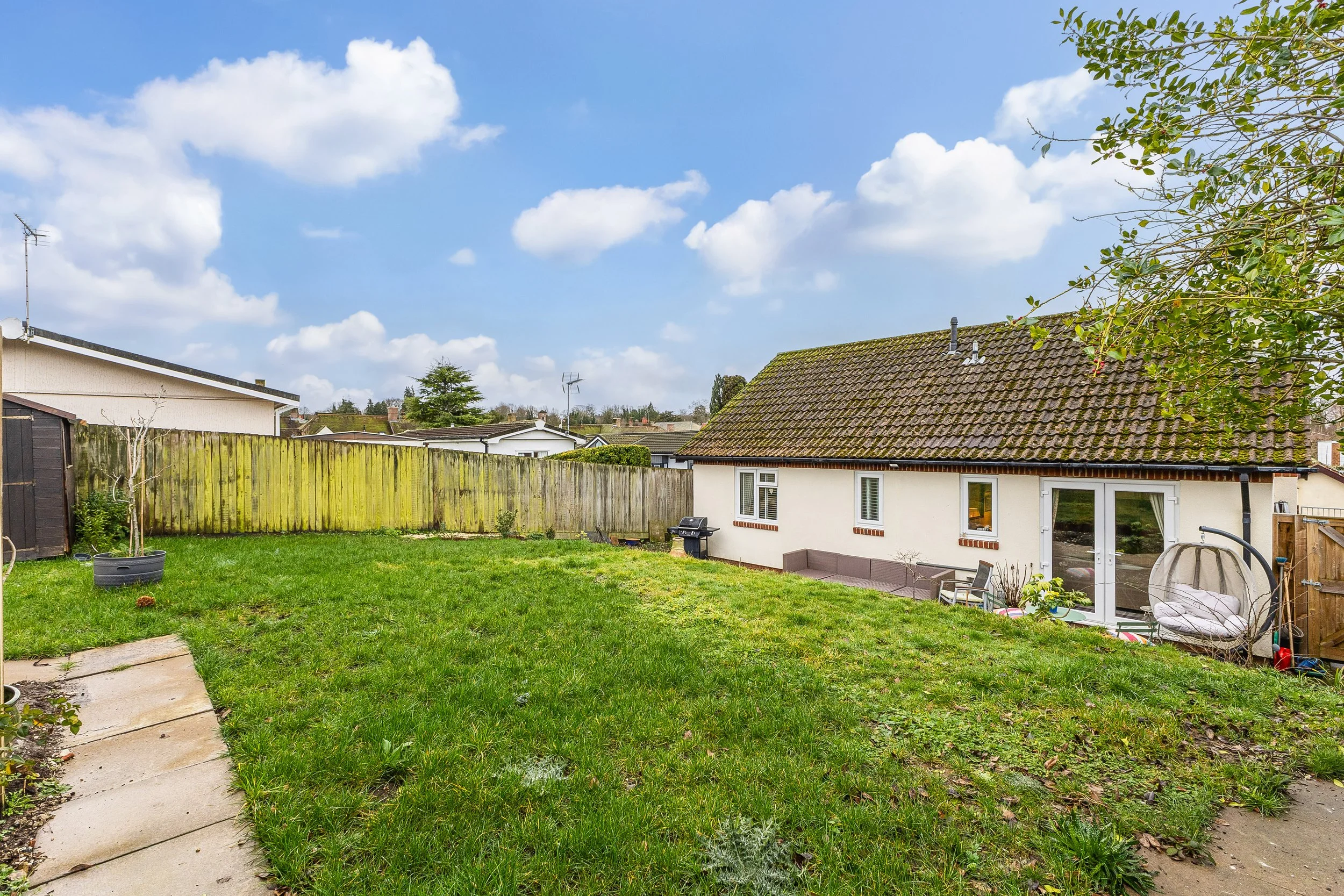 102972_4-Mallard-Close  (14).jpg