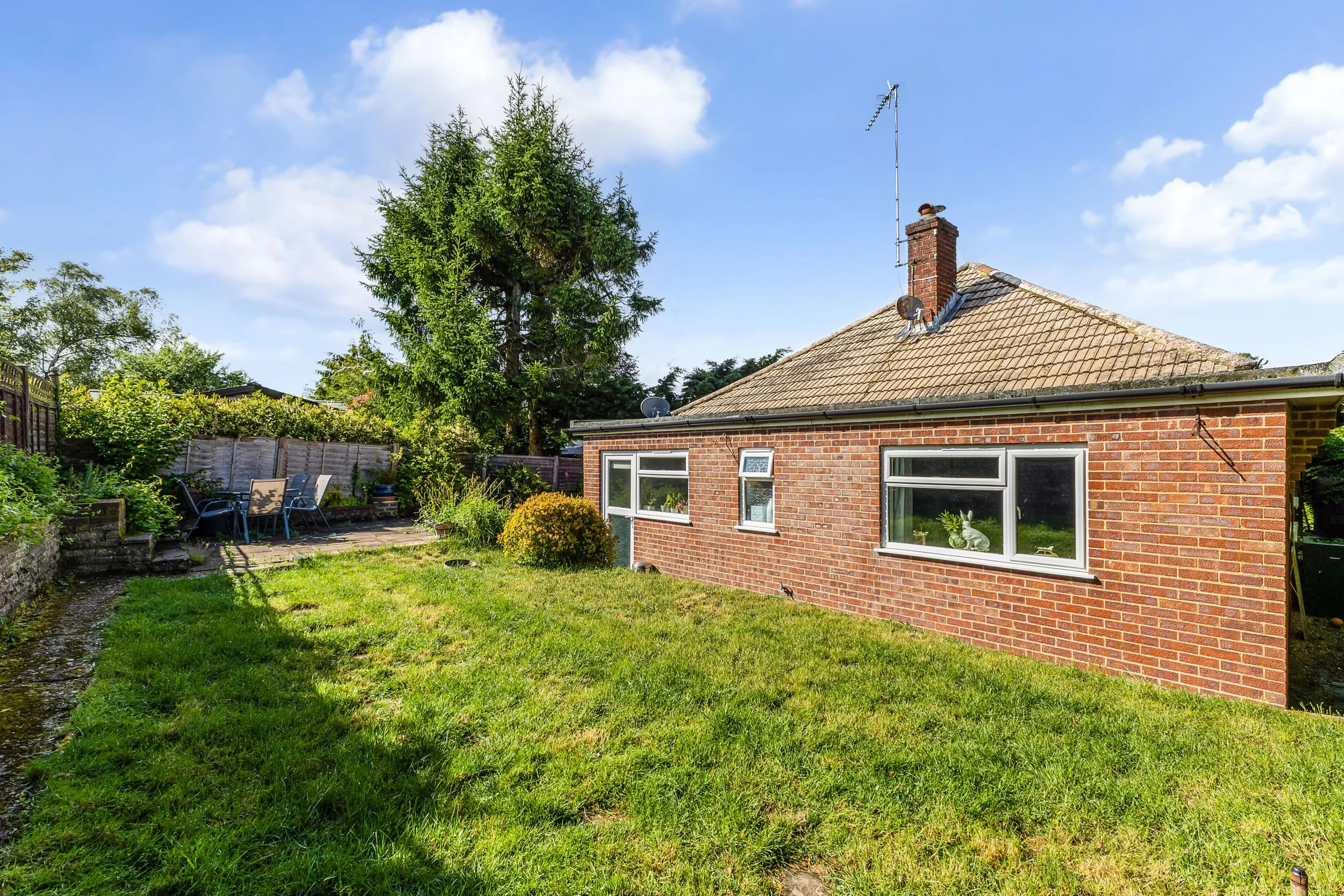 109617_Jacamar Petersfield Road Ropley (3).jpg