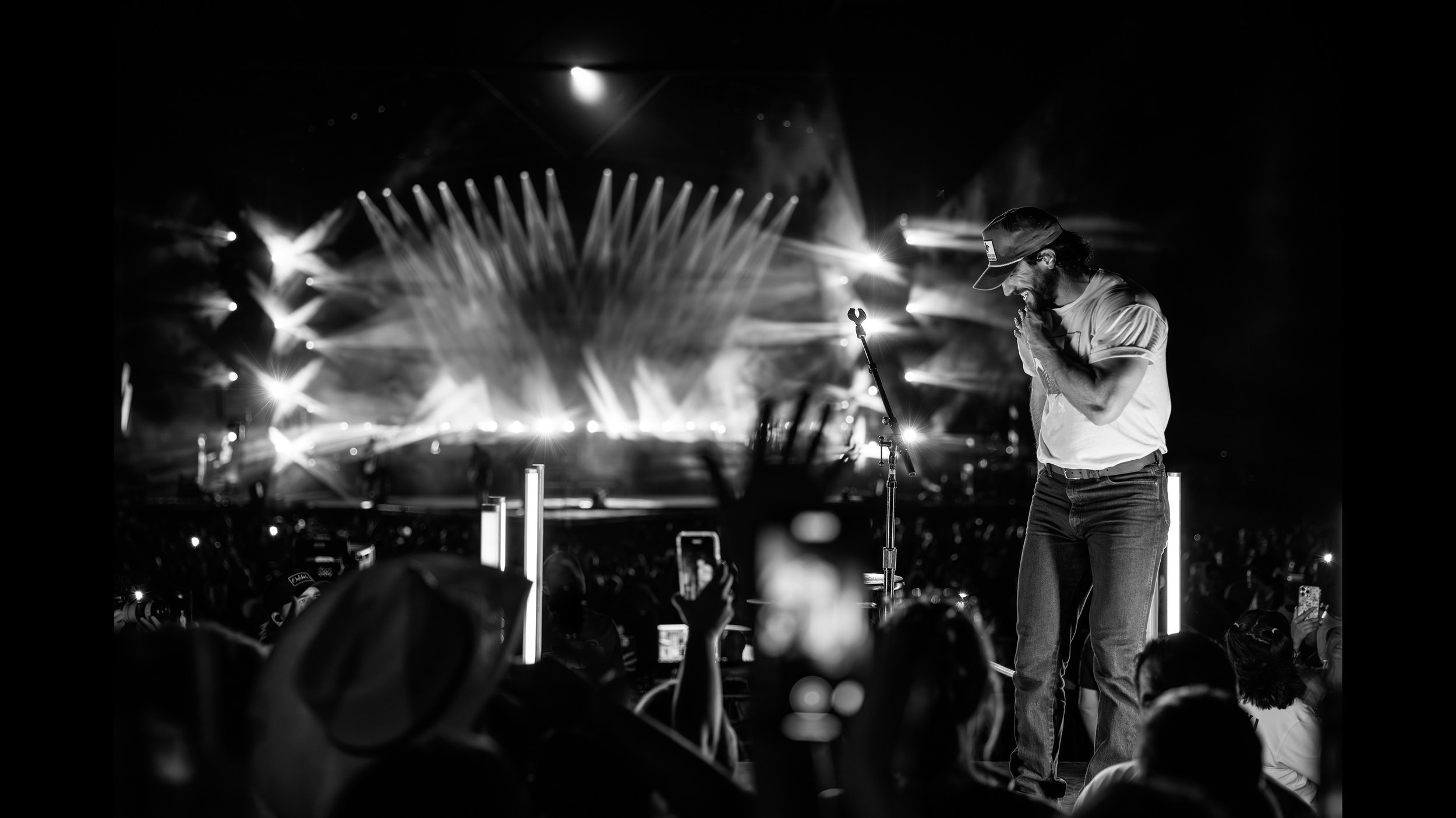 Sam Hunt - Summer On The Outskirts Tour