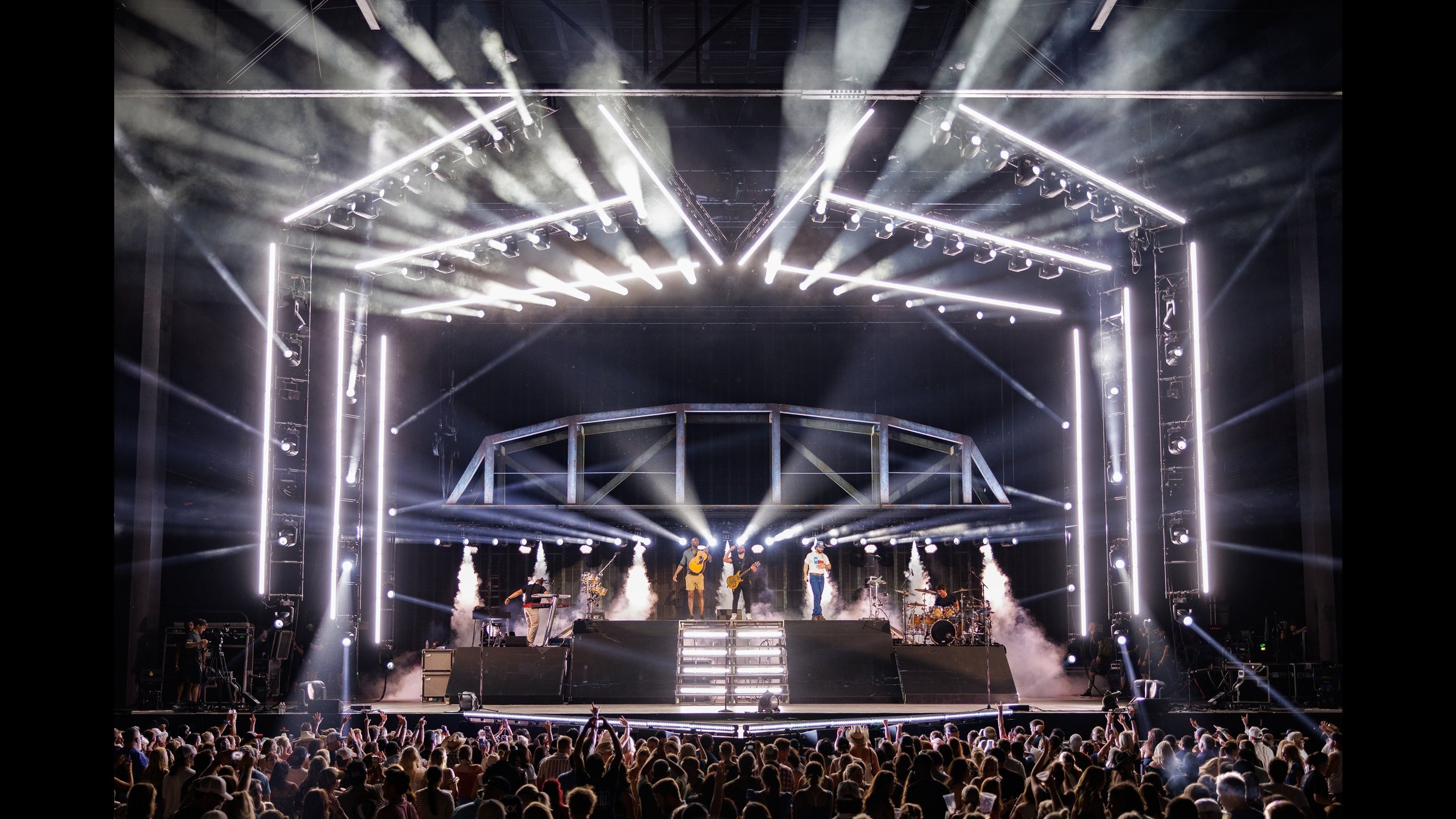 Sam Hunt - Summer On The Outskirts Tour