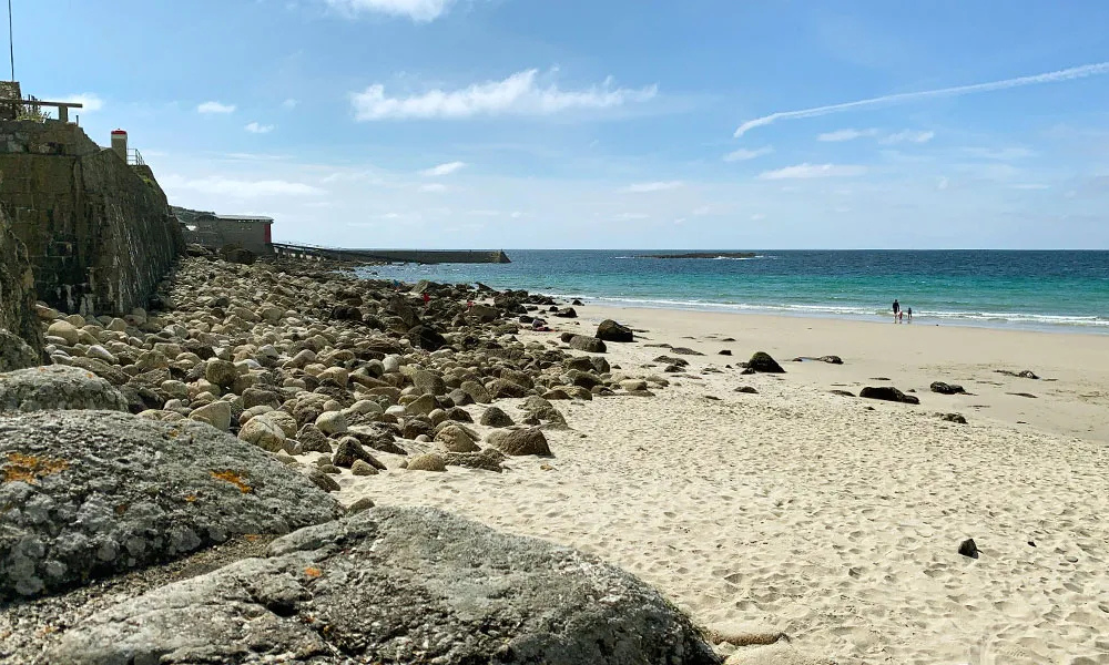 sennen-cove-west-cornwall-walks-in-cornwall-picnic-spots-scoop-of-cornwall-cornish-blog.png