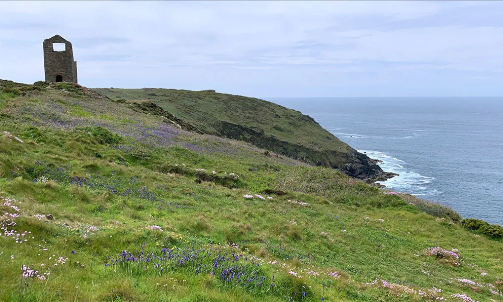 botallack-tin-mines-st-just-west-cornwall-picnic-spots-in-cornwall-scoop-of-cornwall-cornish-blog.png