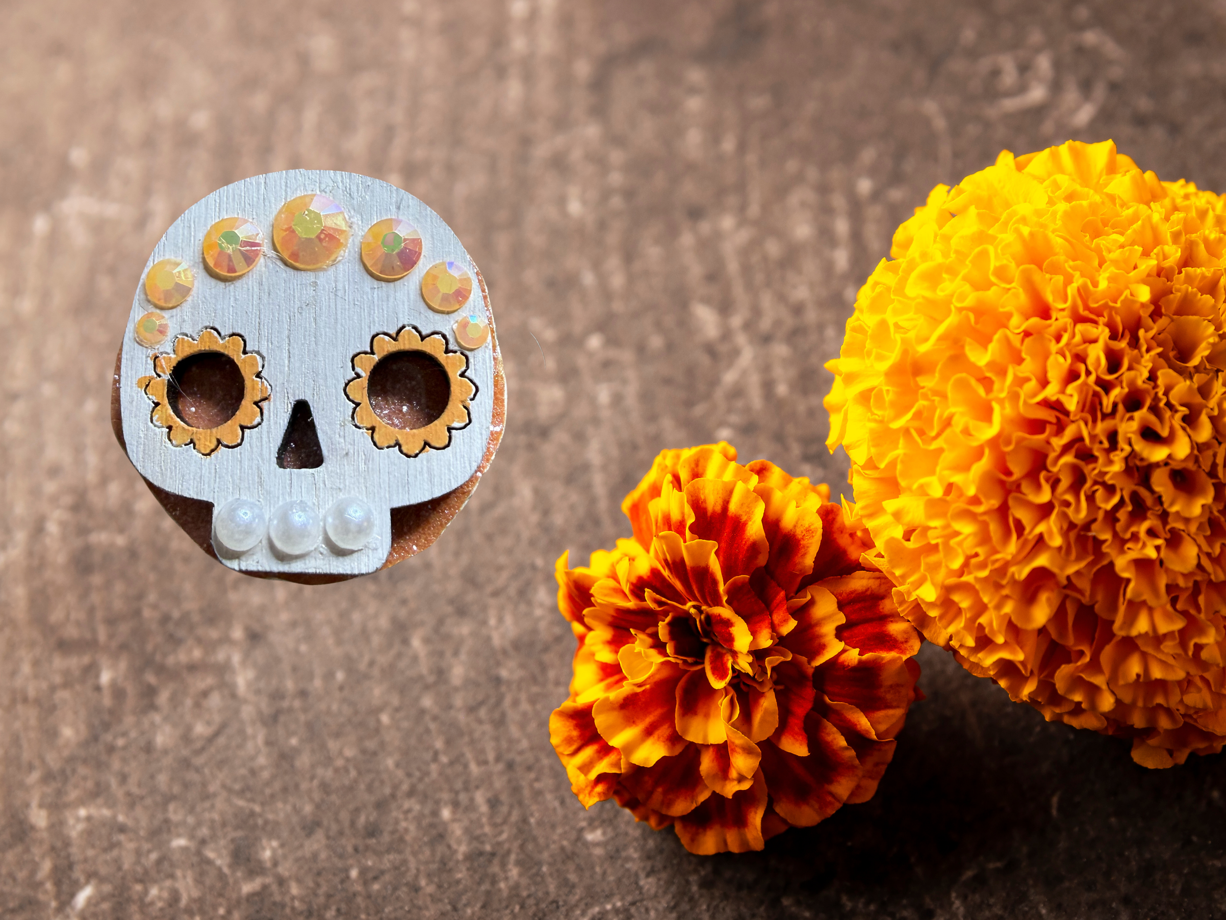 Small calavera orange.png