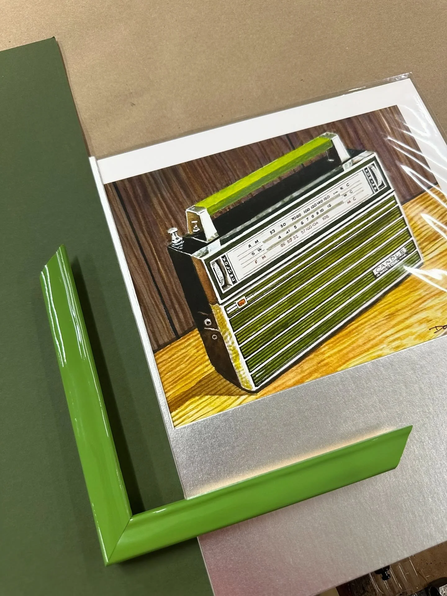 Our very own @doncobbartworks is at the Revel and his prints are flying off the shelves! We snagged this one, and we can’t wait to show you the finished product! π» @redriverrevel
.
.
.
#waddellsgallery #customframing #artgallery #redriverr