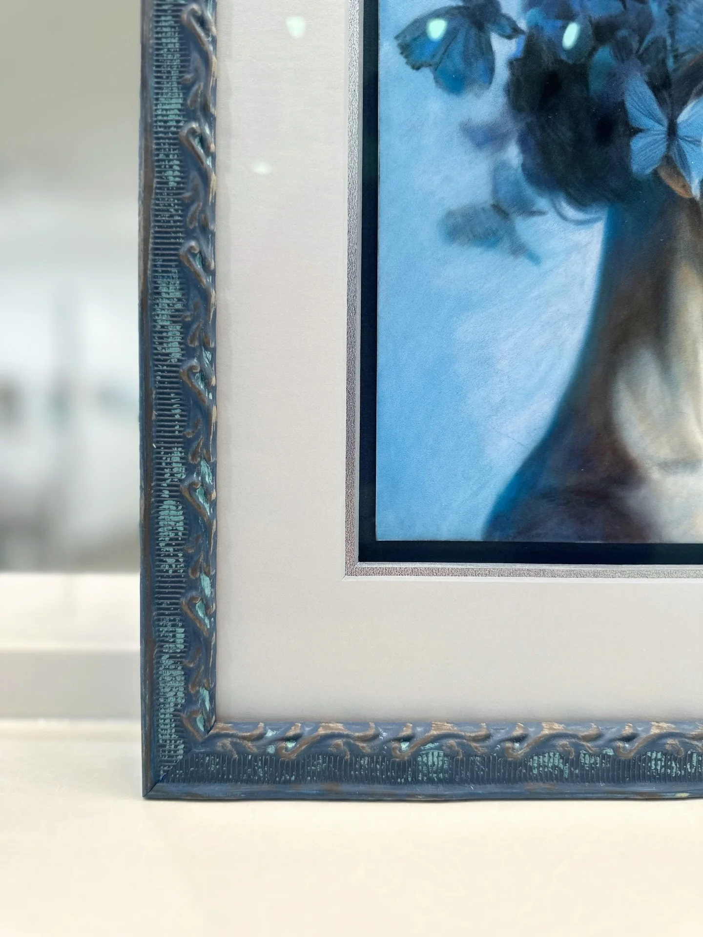 The perfect combination 🦋 
.
.
. 
#waddellsgallery #customframing
