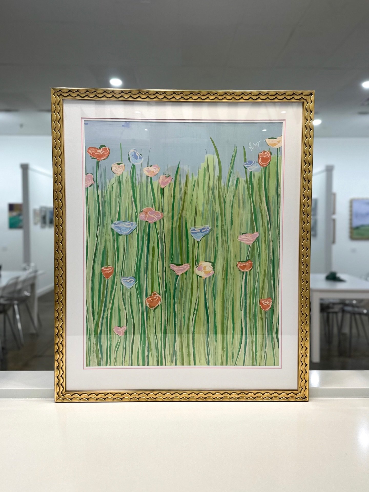 A gloomy Friday is no match for this adorable piece! 🌷 The perfect finishing touch to a little girls bedroom ✨ 
.
.
. 
#waddellsgallery #customframing #designinspo