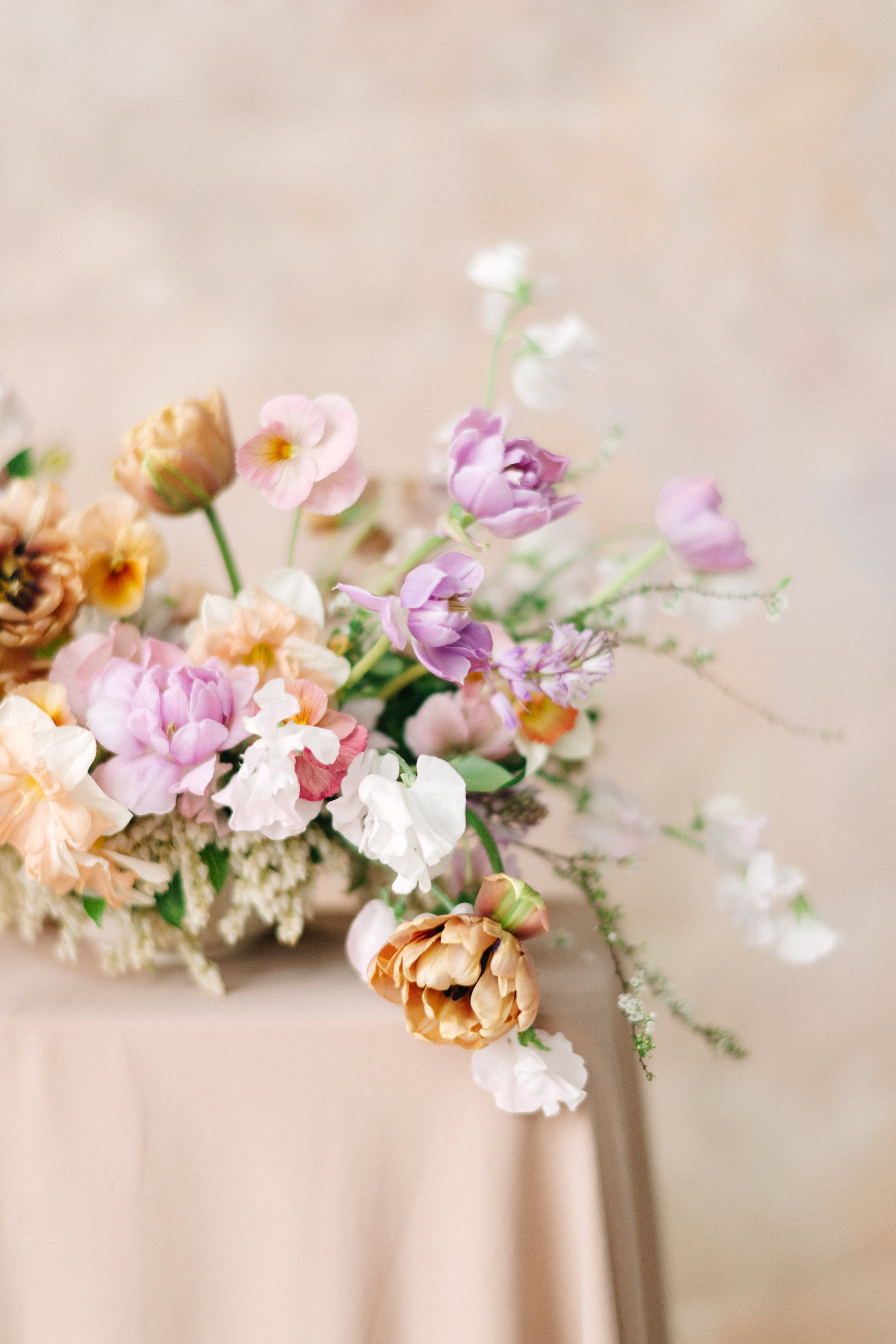 Spring Workshop hosted by Ailish and Morrice Floral &
Alicia King Photography