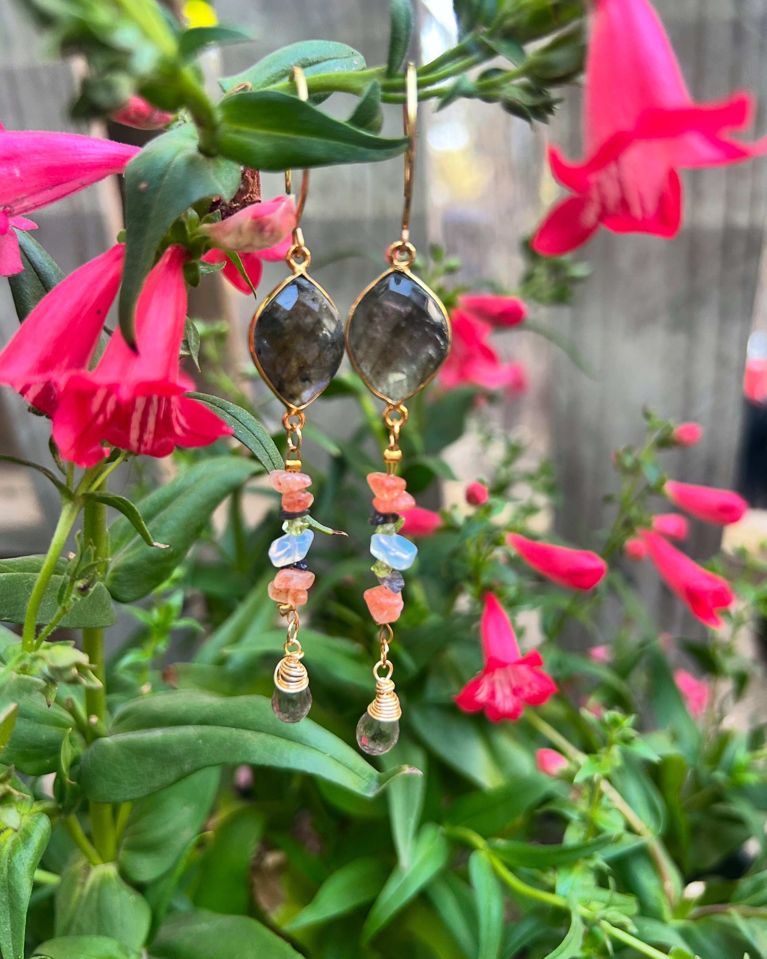Mist Dangles