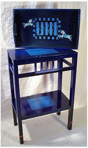 Table and tray matching set