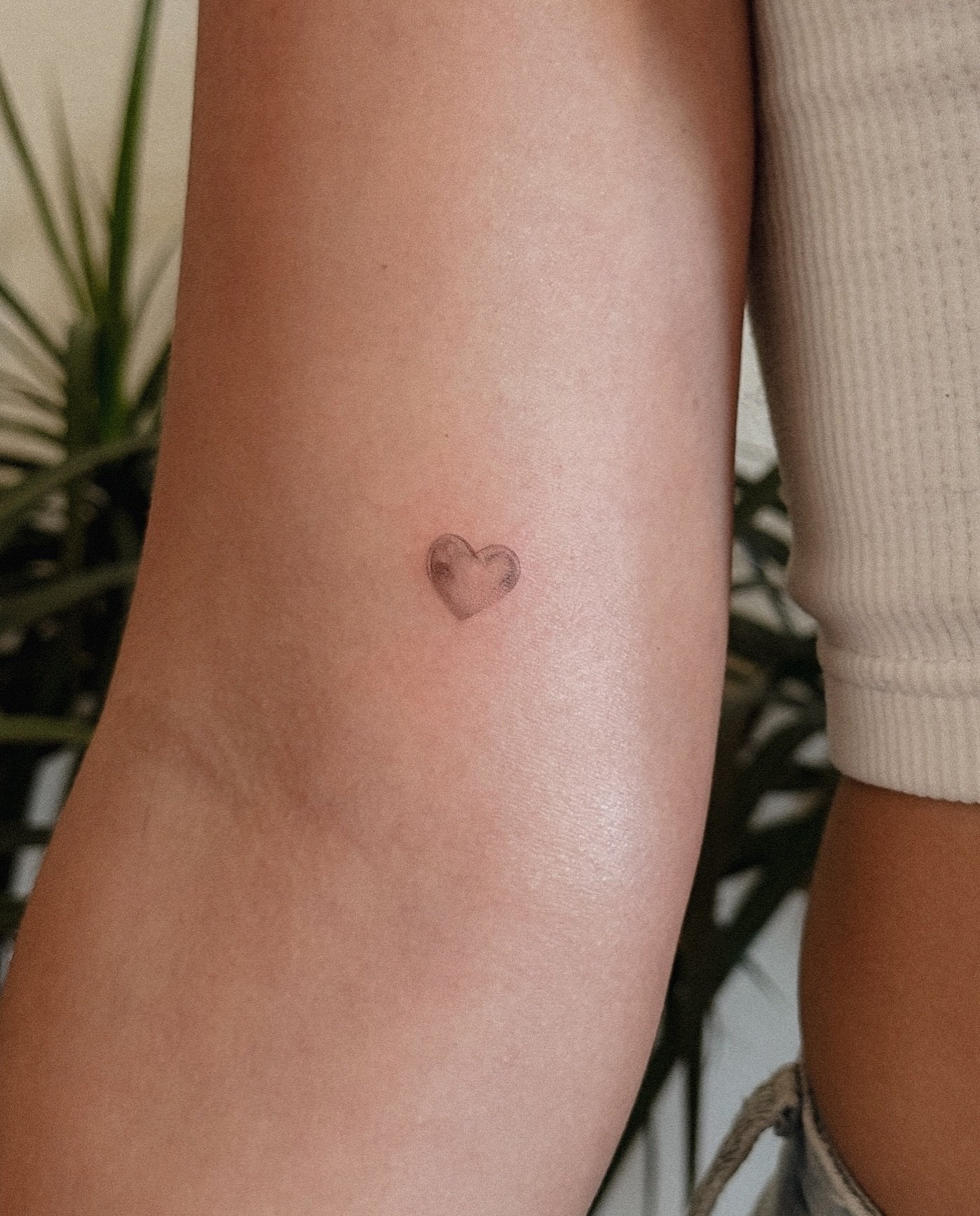 Cutie chrome heart 🤍 thank you for getting this flash piece, Elise