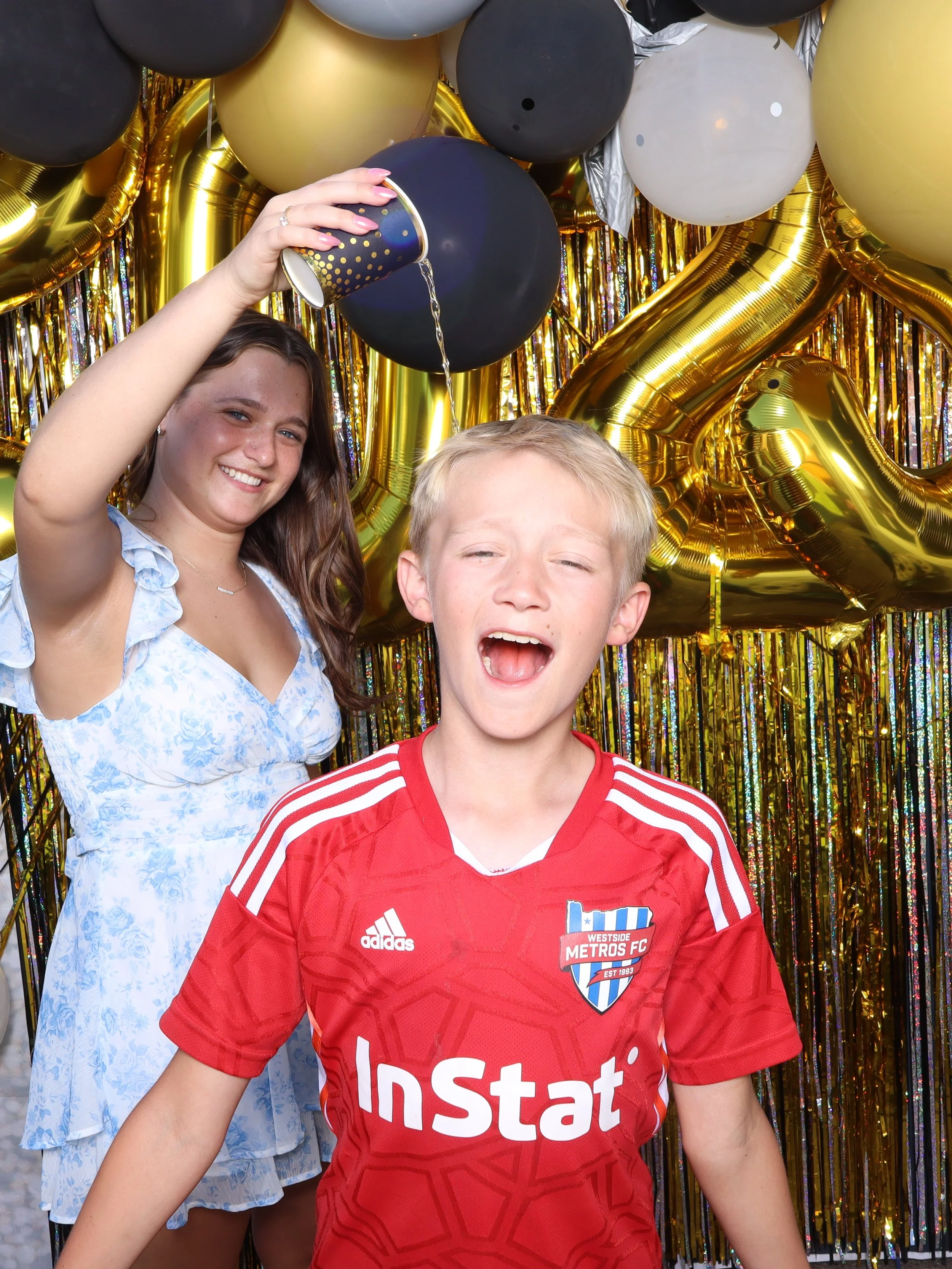 Bellas_Graduation_Party__Photo_20250607_Time-165653_xc9rgx.jpeg