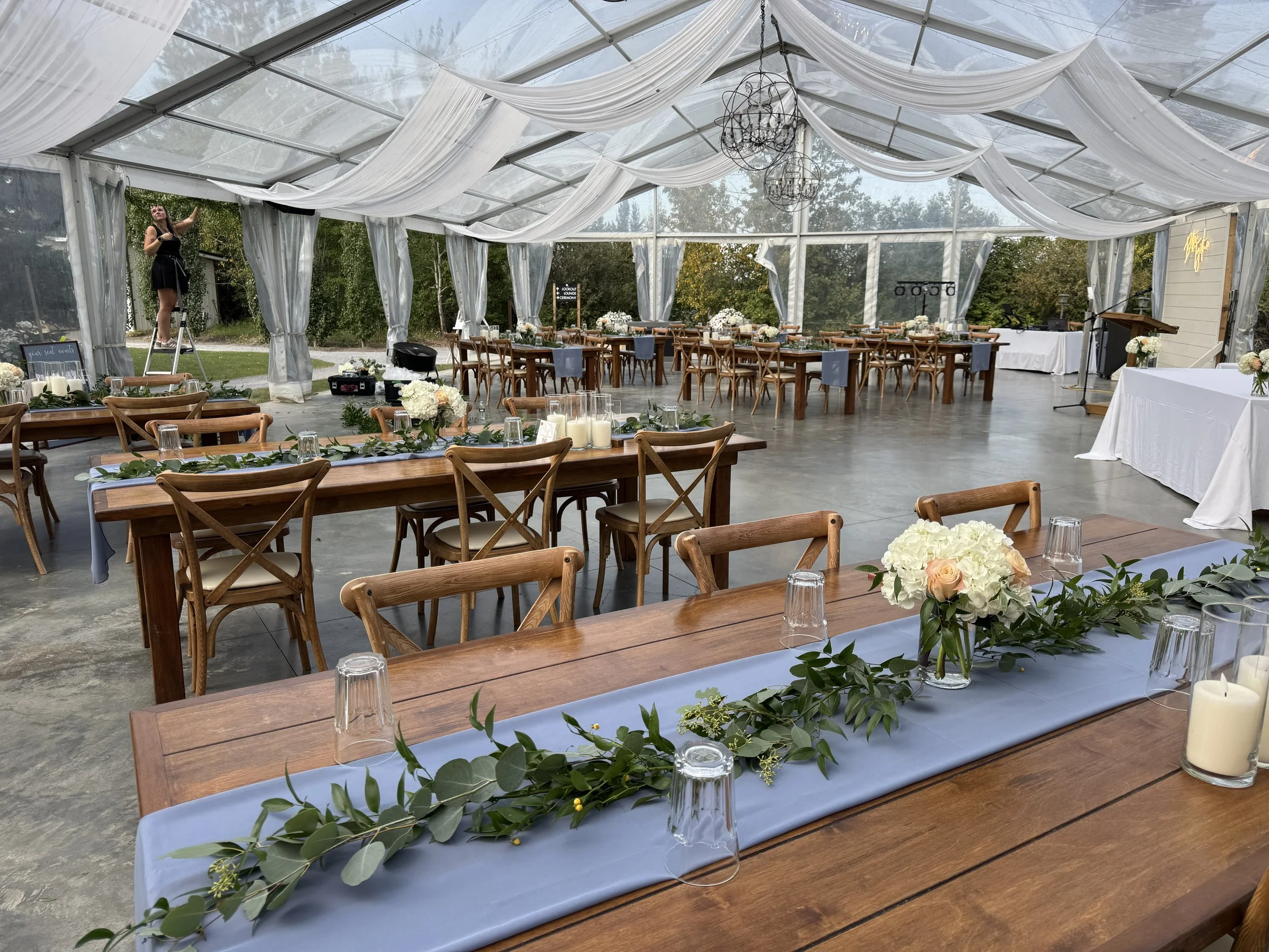 🌿✨ There’s nothing quite like wedding mornings at Pine & Pond! ✨🌿