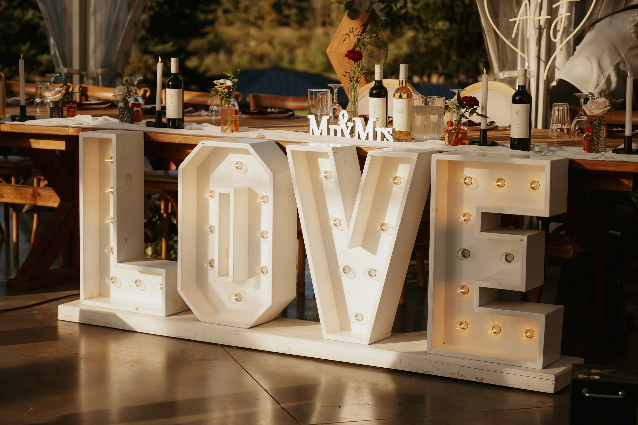 Love-sign from angle head table.jpg