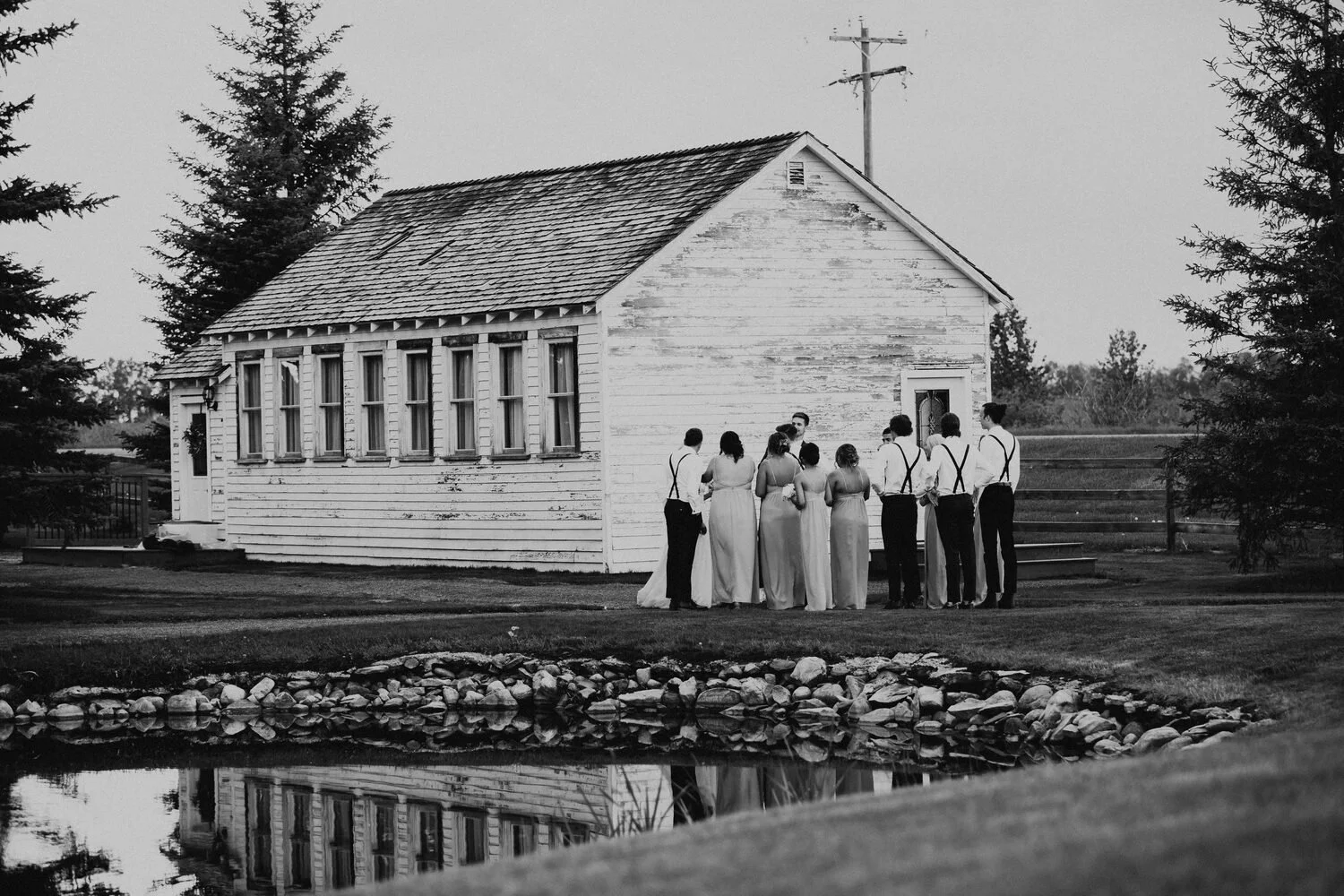 This photo beautifully highlights the venue’s heritage buildings and serene natural surroundings—perfect for vintage-inspired wedding photography.