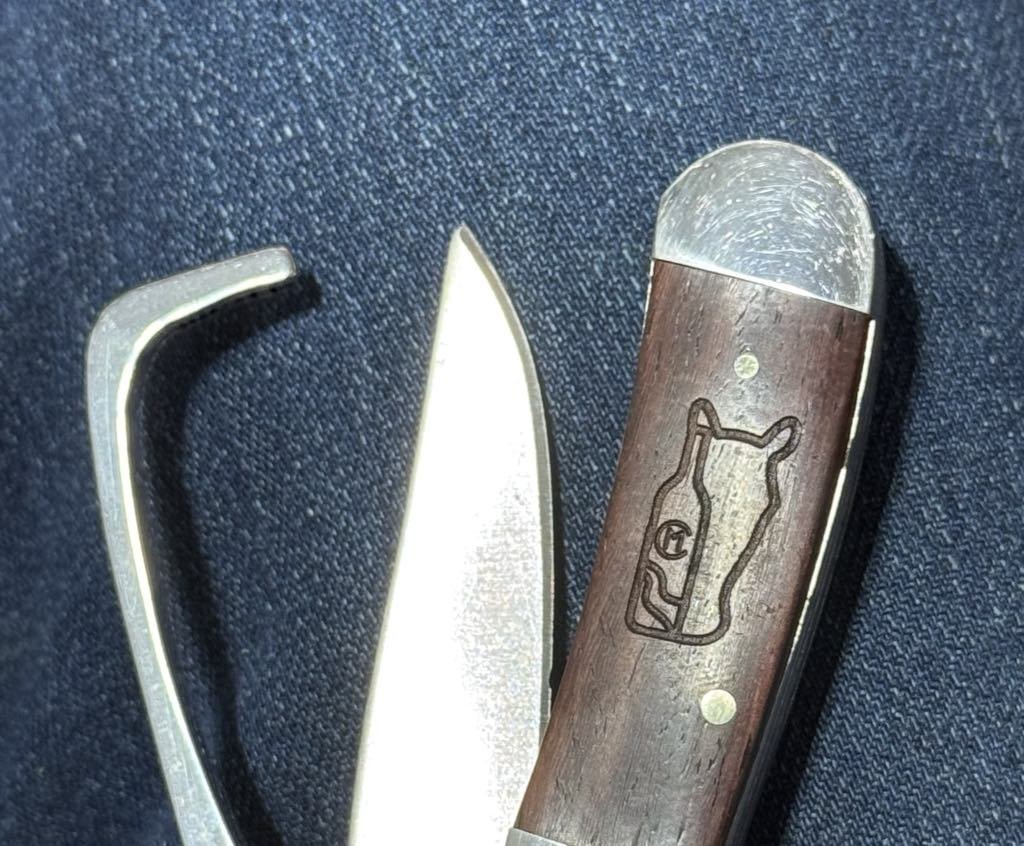 TNT knife1.jpg