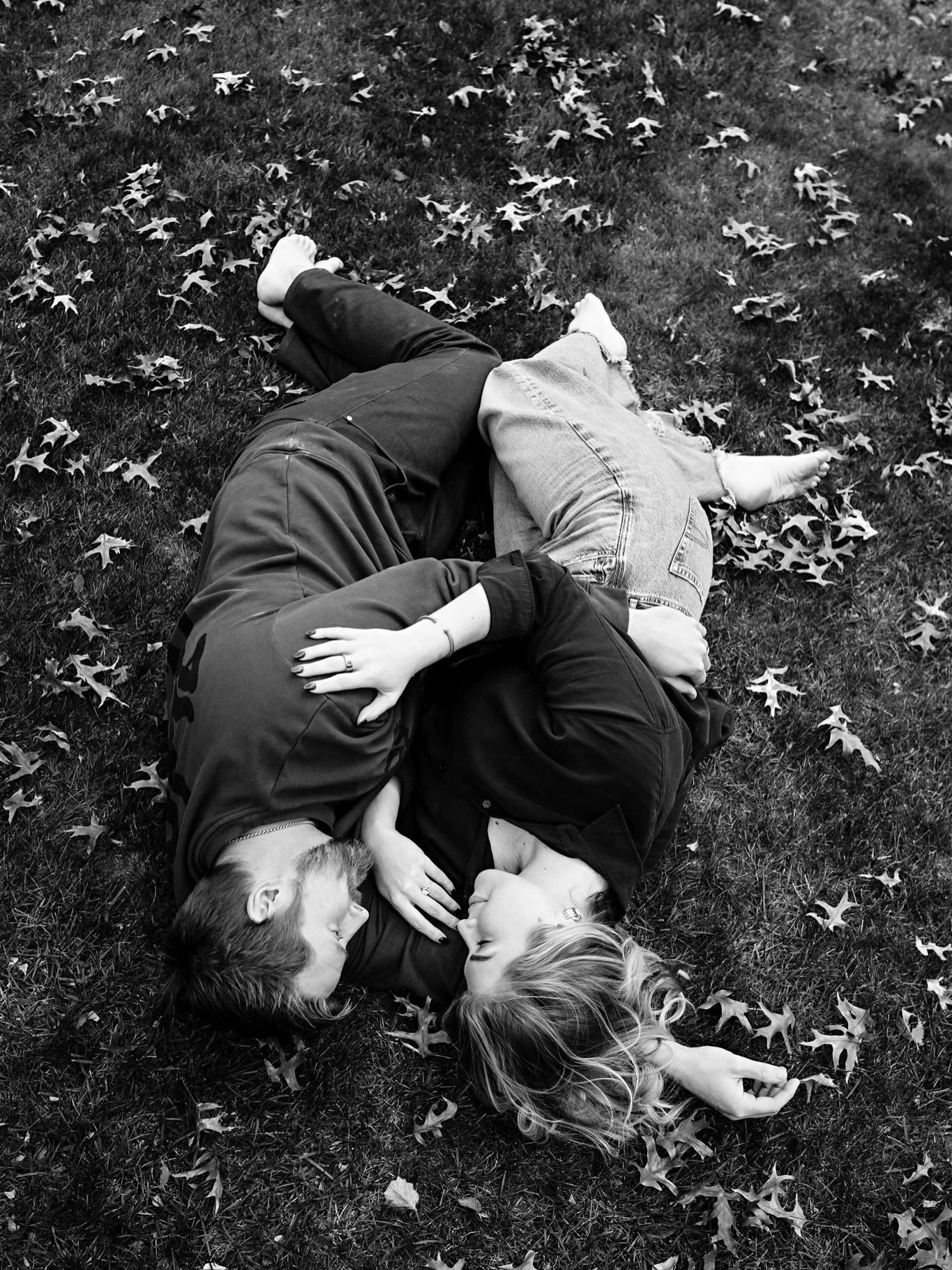 I&rsquo;m guessing that most people don&rsquo;t view their home as the most romantic spot in their lives, but I&rsquo;m on a mission to change that. 

Jenna and Wes hadn&rsquo;t had portraits done since their engagement photos and to say these two ha