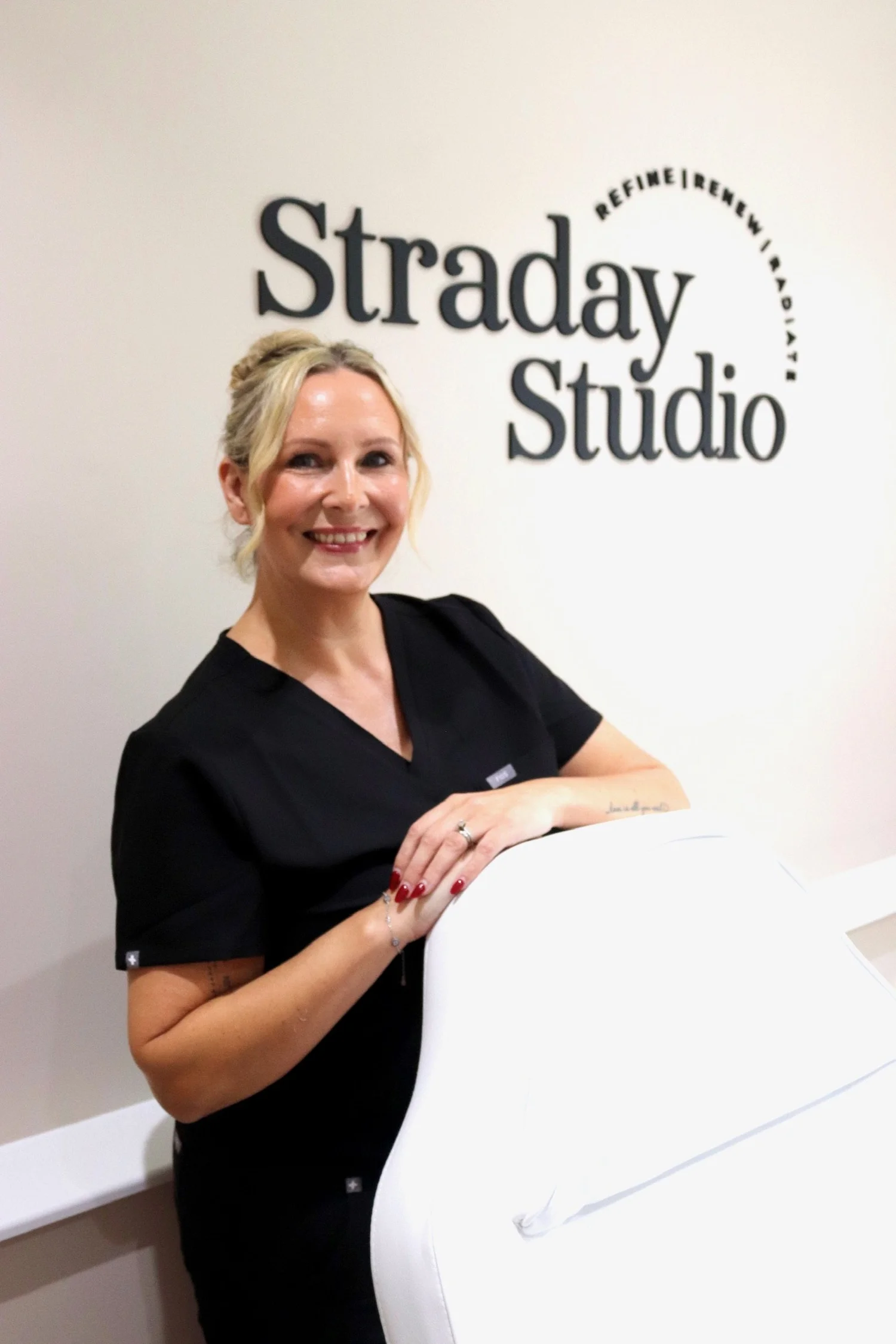 Lucy, skincare and beauty specialist at Straday Studio in Fareham