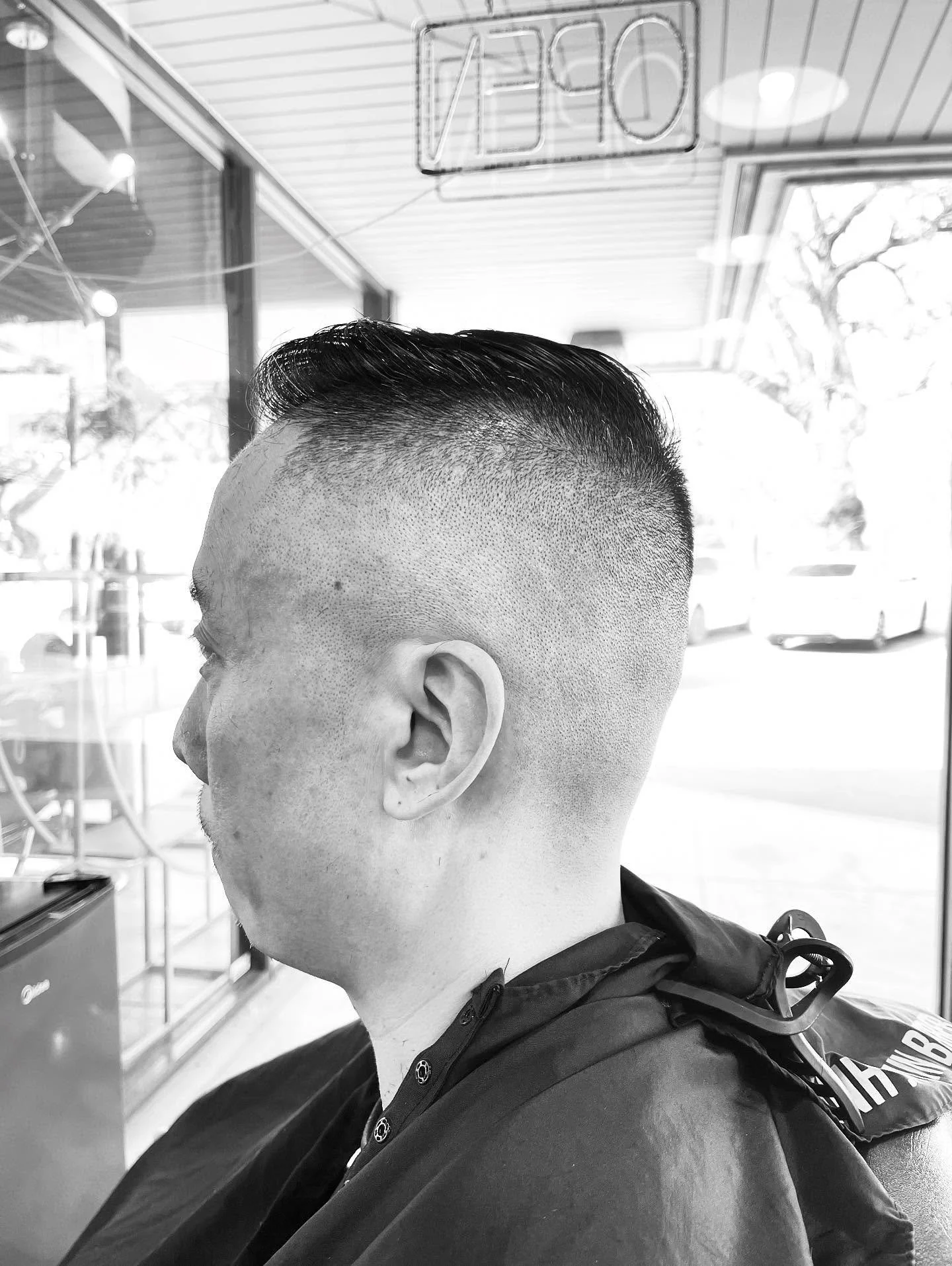 #highandtight #skinfade #highskinfade #highandtightskinfade #militarycut #menshair #asianhair #combover #binhsbarbershop