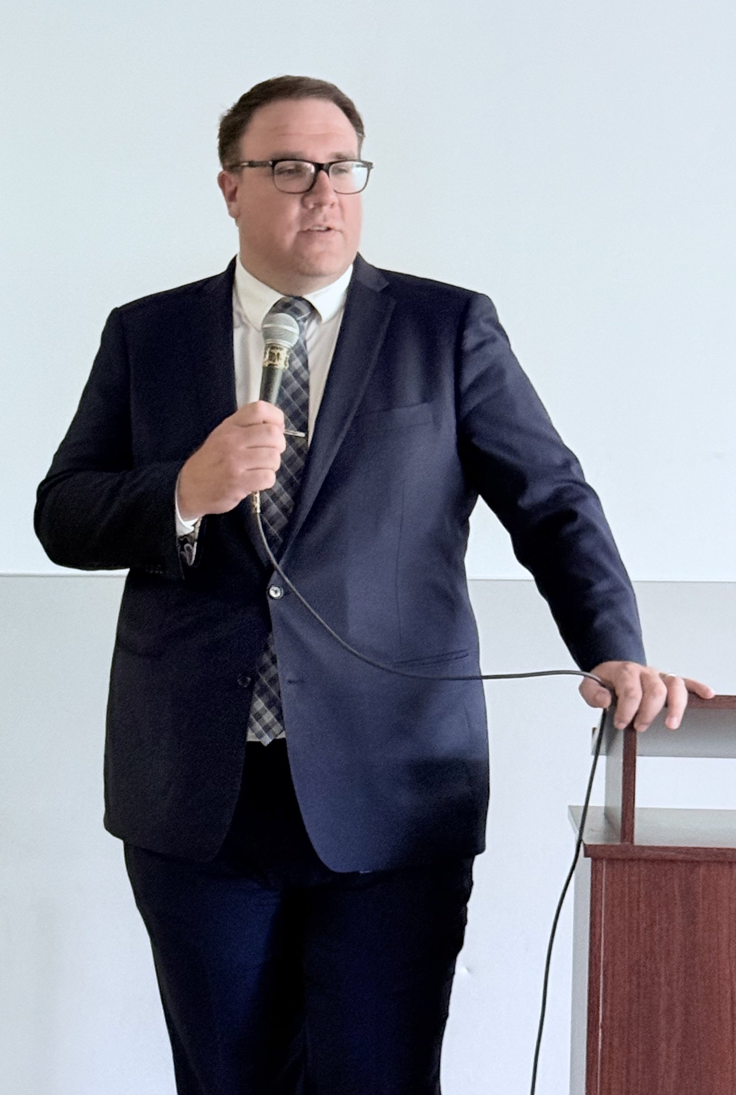 Jason Nixon Calgary Moutain View.jpg