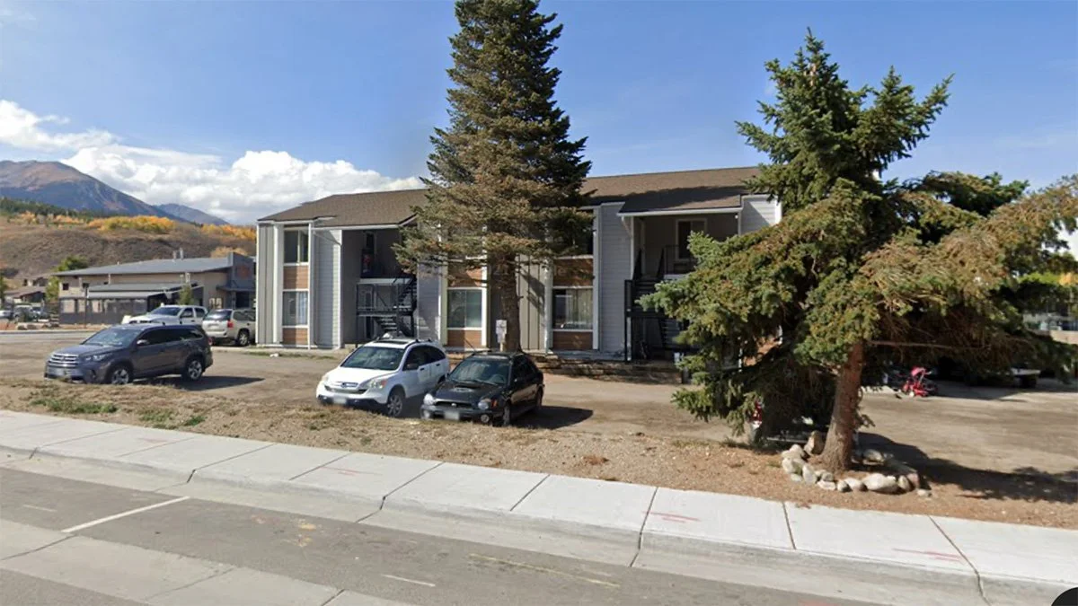 wh_silvervalley_exterior1_1200x675 (1).jpg