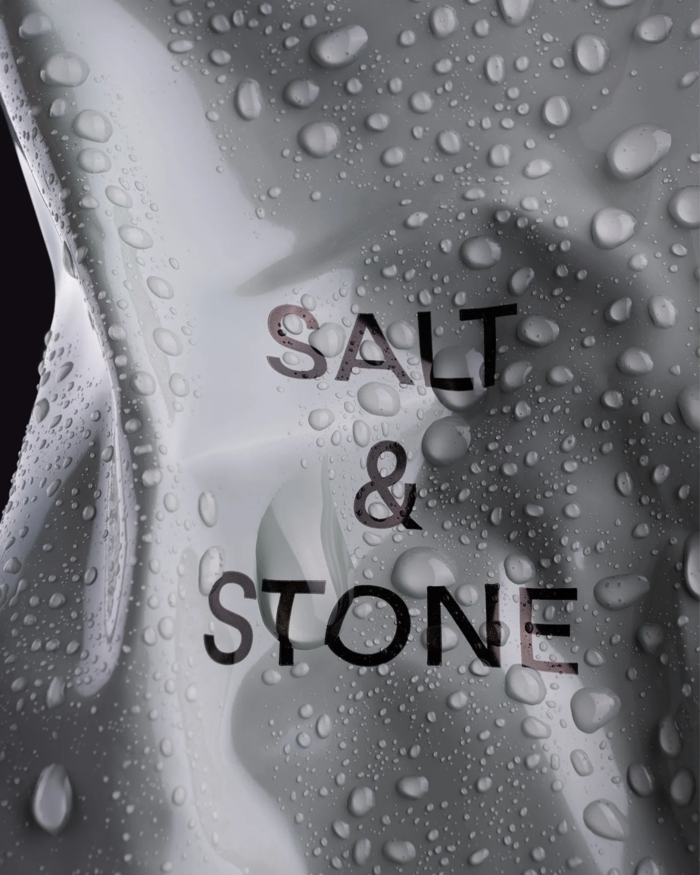💧@saltandstone 

Product photography @katherineivon
katherineivon.com

#saltandstone #macro #productphotography