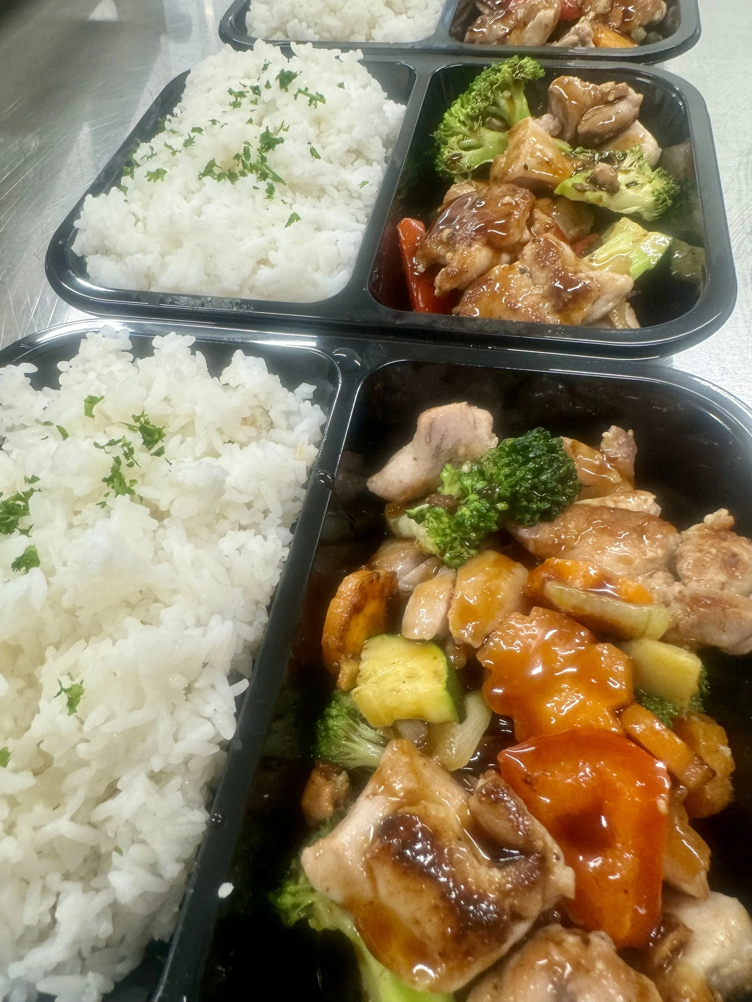 Honey Soy and Sweet Chilli Chicken Stir Fry with Rice 400grams