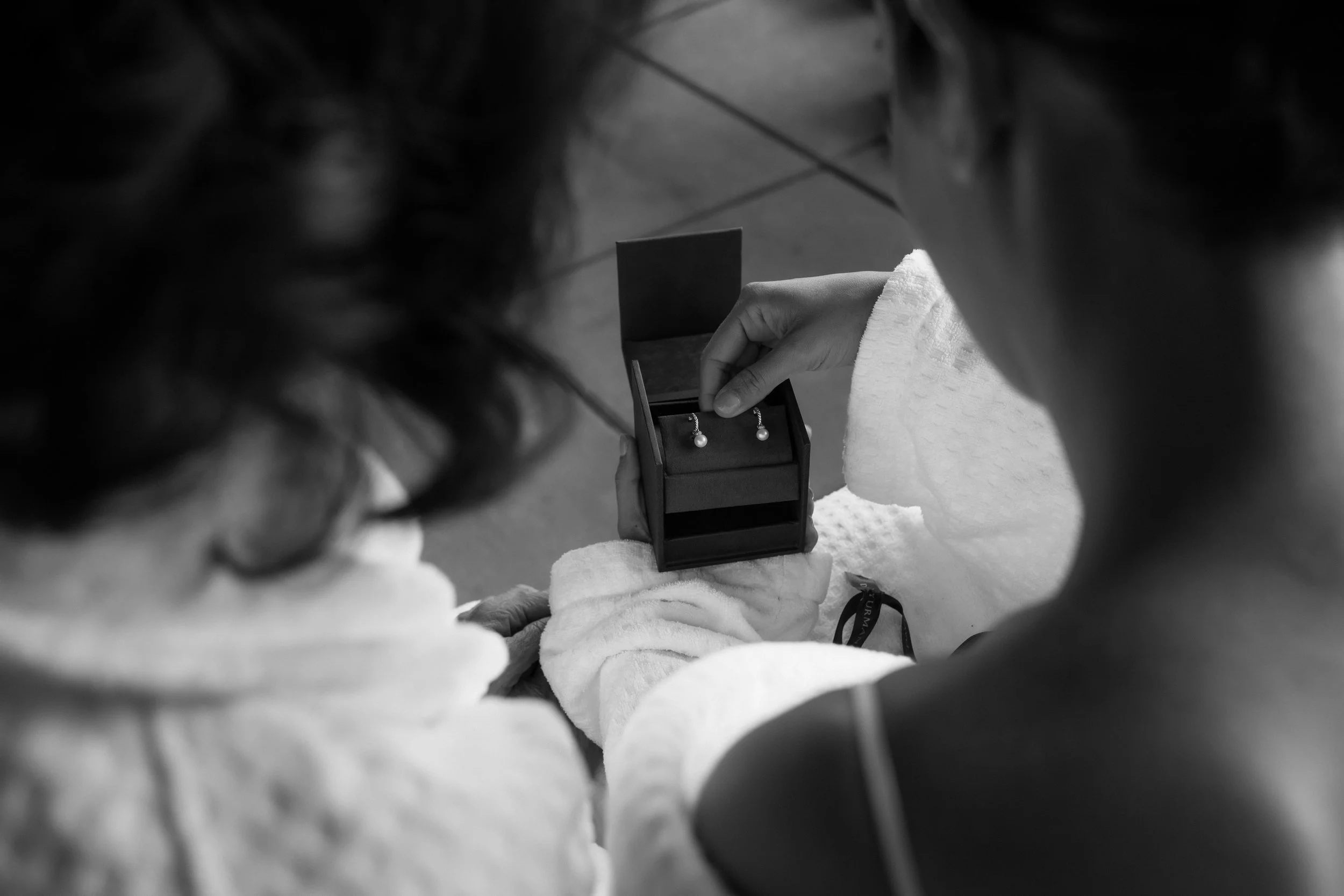 Copy of MeghanHemstraPhotography-Losberg-Wedding-9.jpg