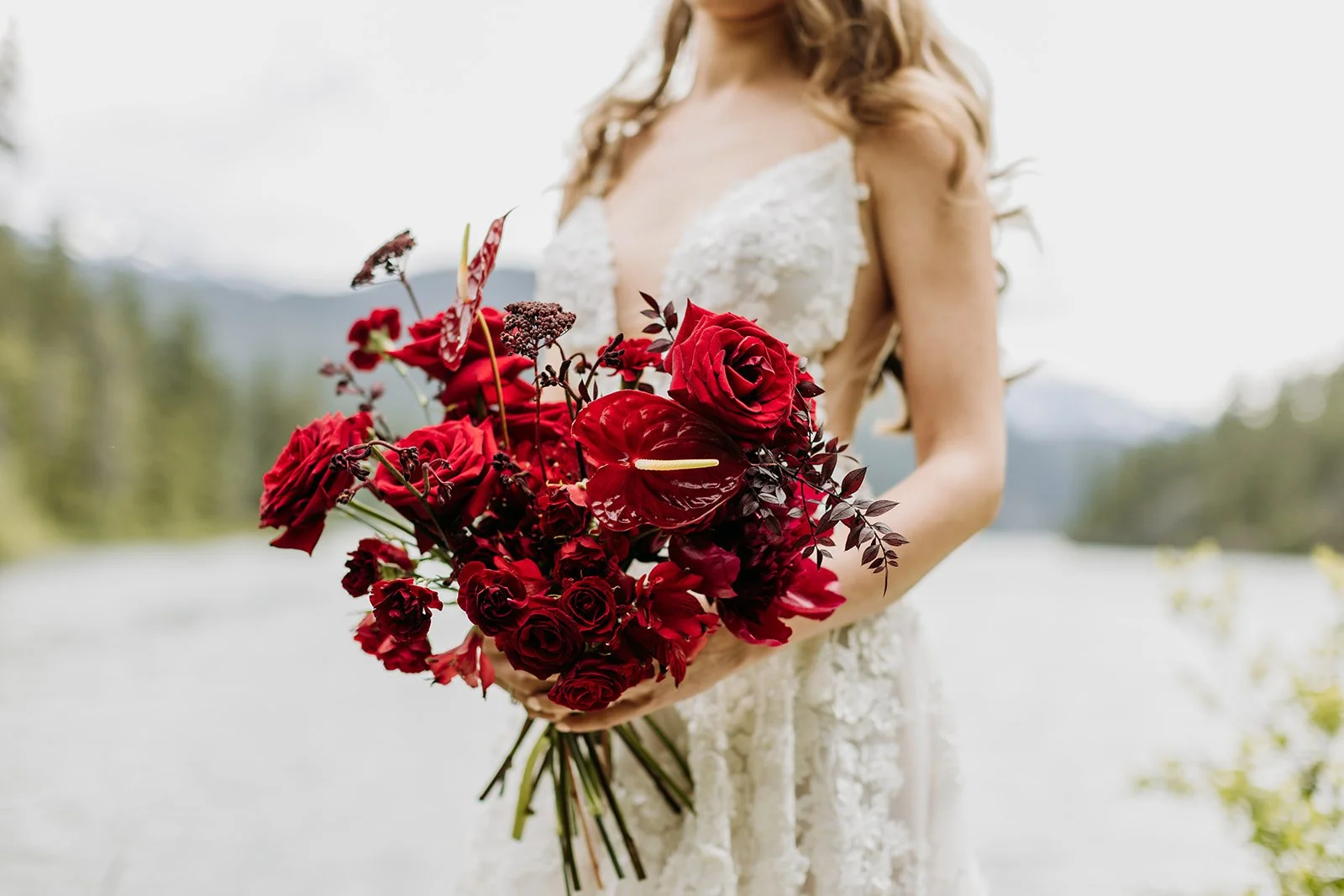 Victoria & Justin 1st Look (131 of 148).jpg