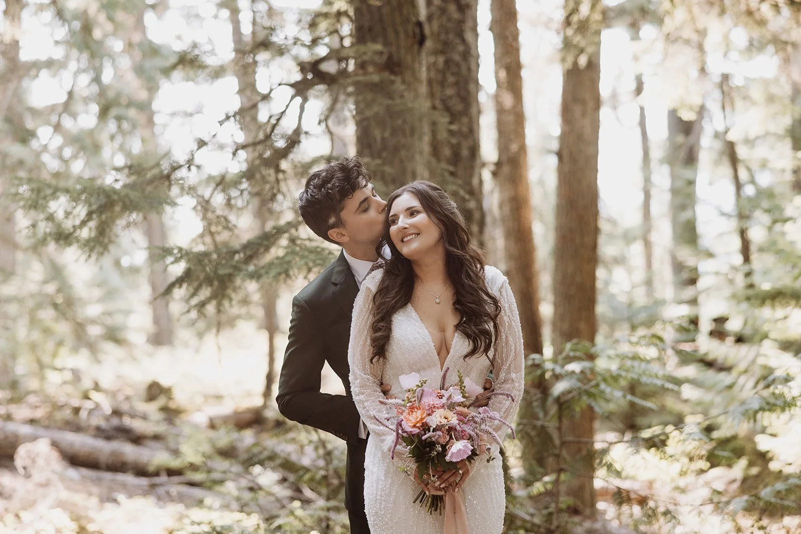 Copy of Gaby & Win 1st Look (119 of 209).jpg