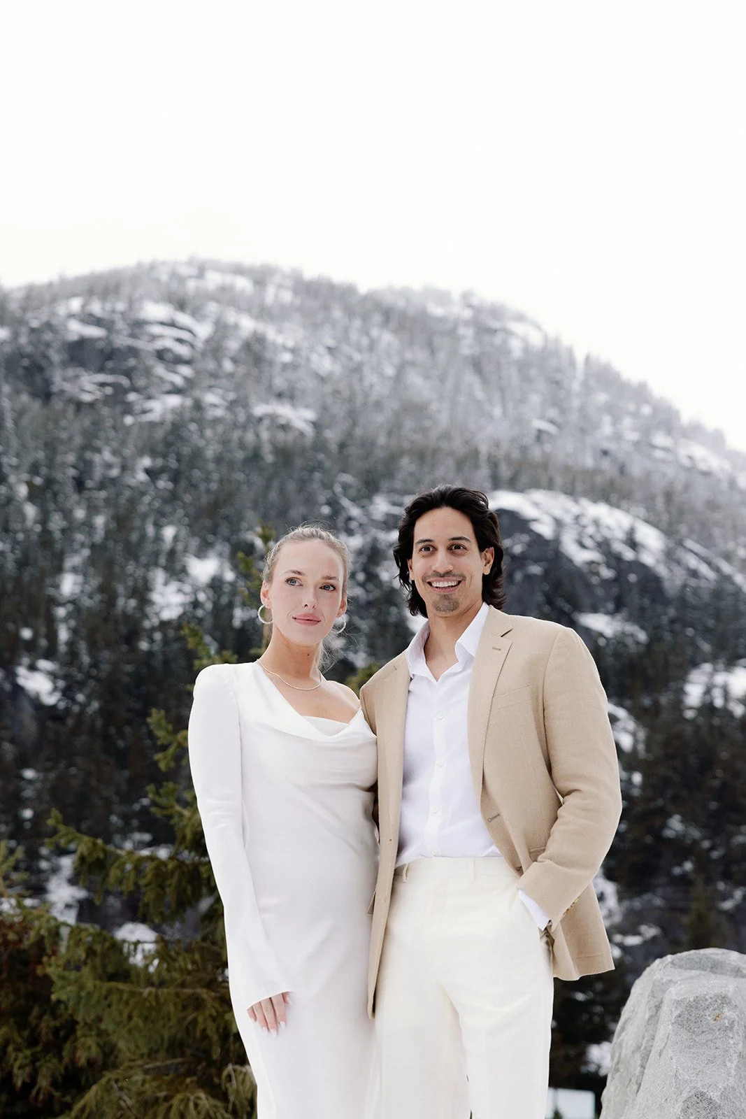 Copy of Caroline & David CANADA 000264.jpg