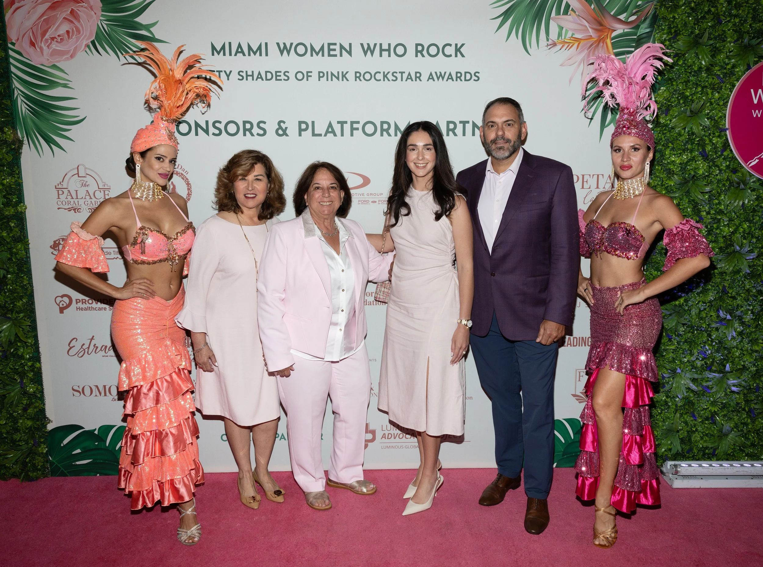 Milagros Perez, Daizy Martinez, Cristina Gonzalez, Jose Perez.jpg