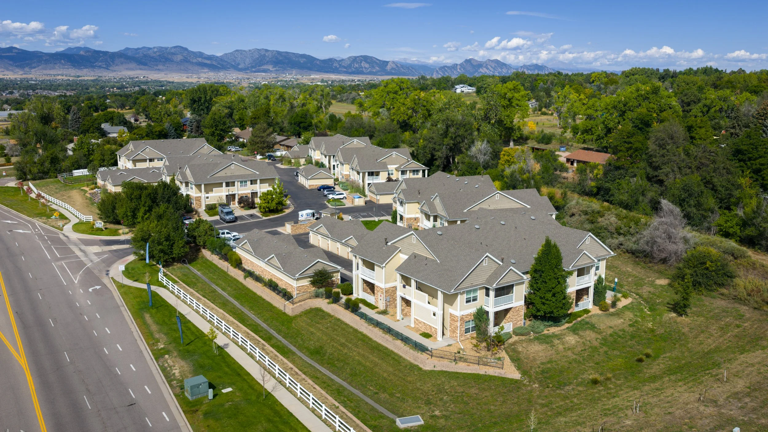 Kipling Commons Apartments-3.jpg