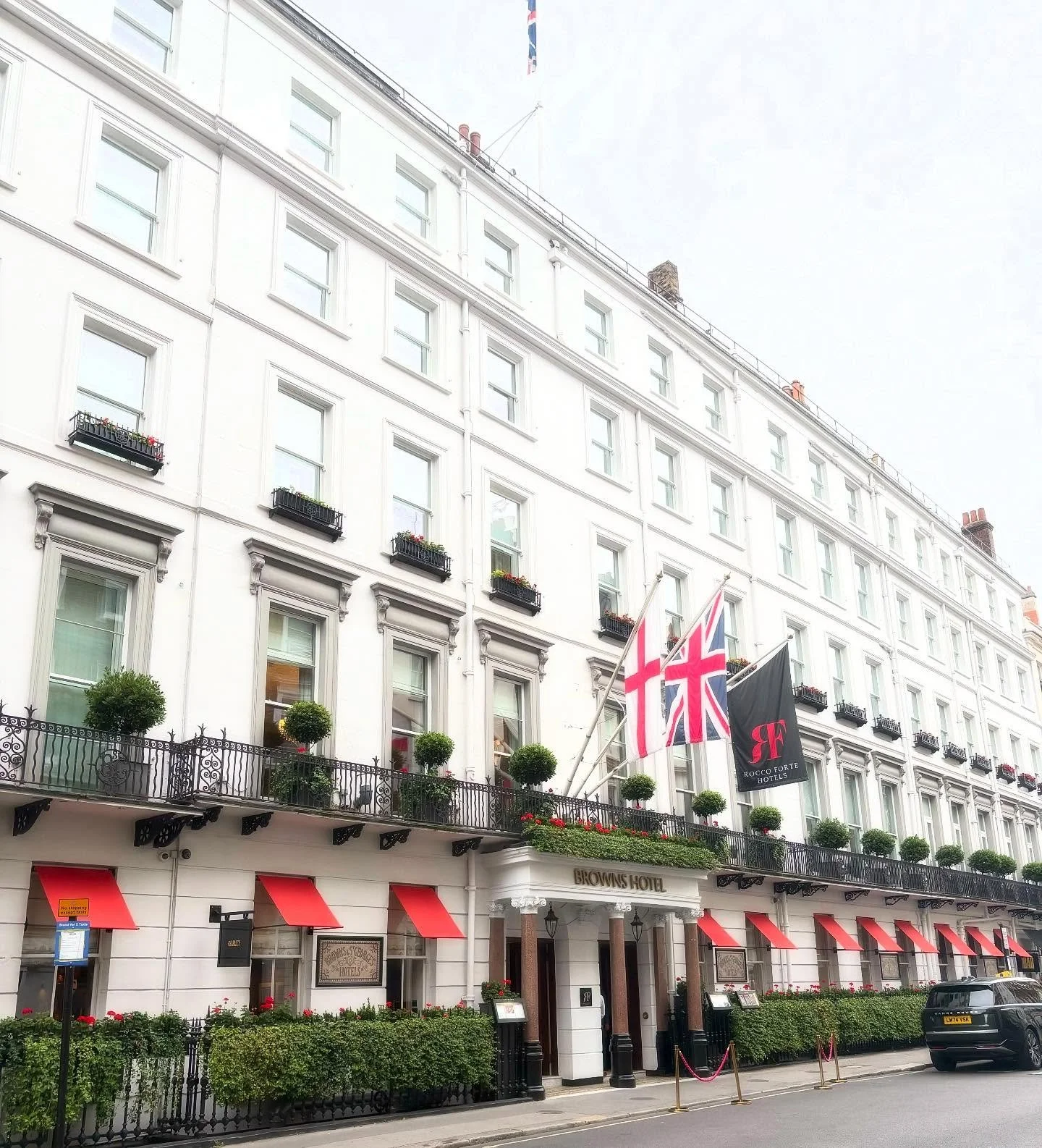 This is London’s oldest luxury hotel—opened in 1837 by a butler and a lady’s maid—and it still feels like the kind of place where someone might offer you tea before asking your name. Kipling finished The Jungle Book here. Agat