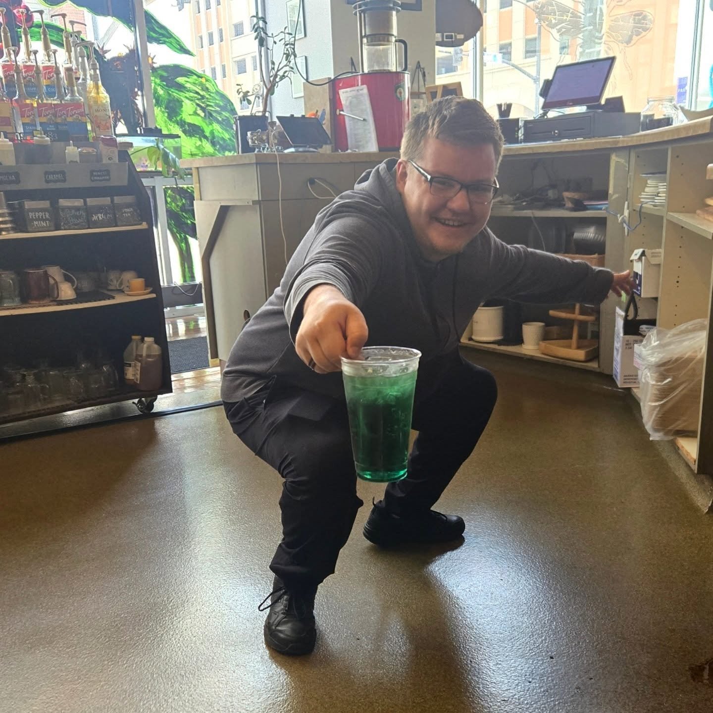 Are you a redbull enthusiast?! Our barista noah has an amazing creation for you to try! Stop in and cop yourself the ✨️Teal-tully Awesome✨️ Red Bull Infusion.. A delicious blend of blue raspberry and pear. Let us know whatcha think 😊.