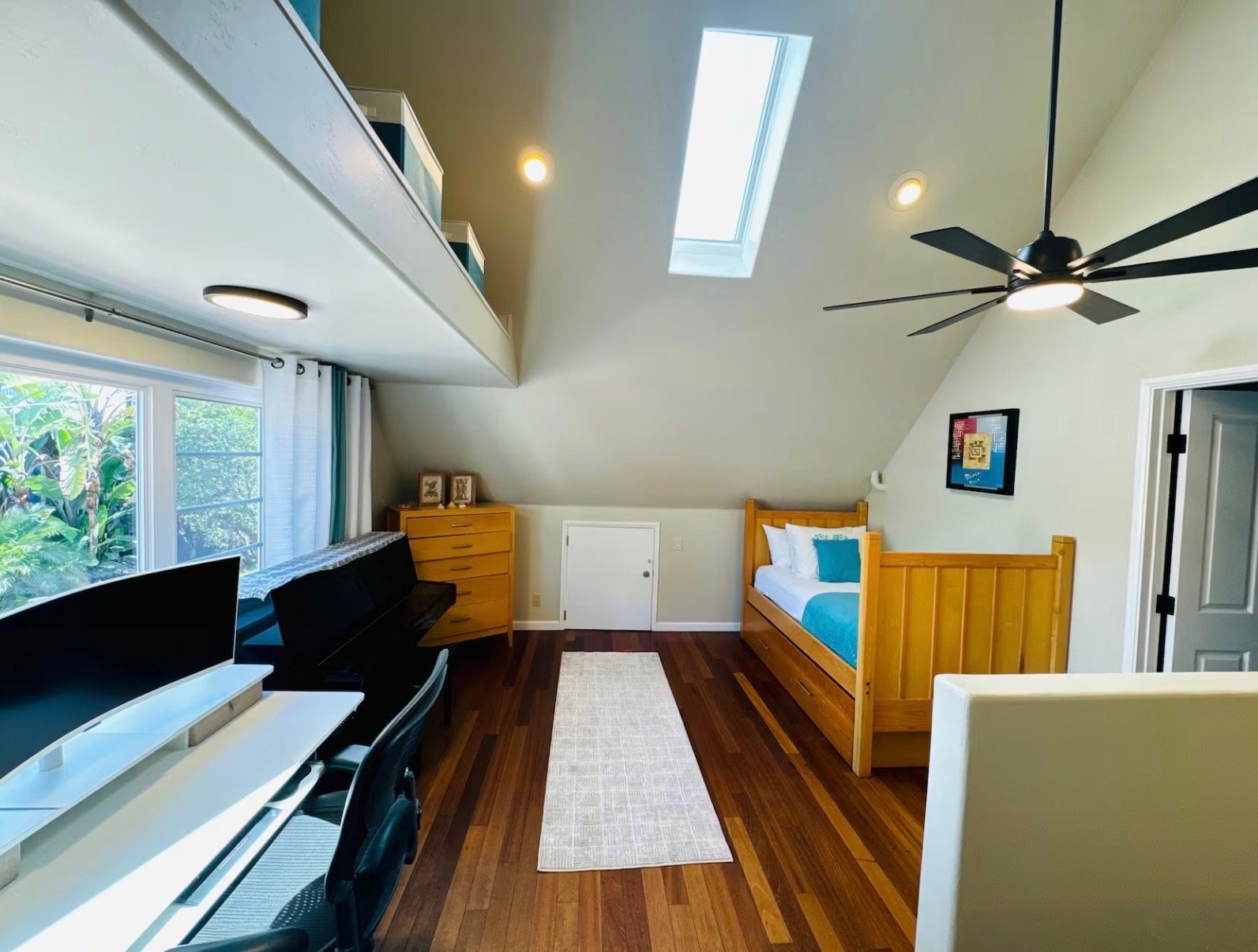 SD Retreat Single Bed - Shared Room .jpg